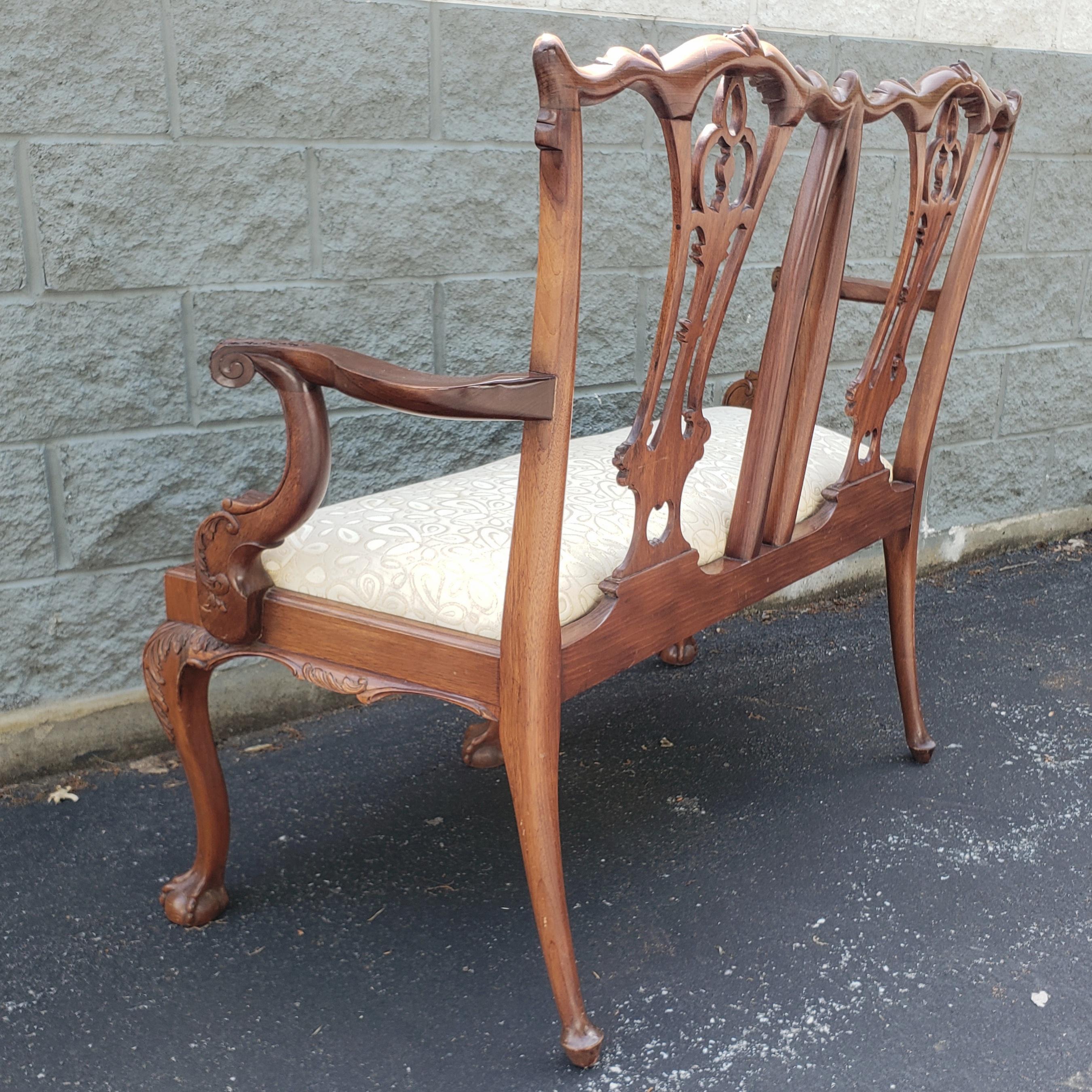 Upholstery 1970s Georgian Furnishing Chippendale Hand Carved Mahogany Upholstered Settee For Sale