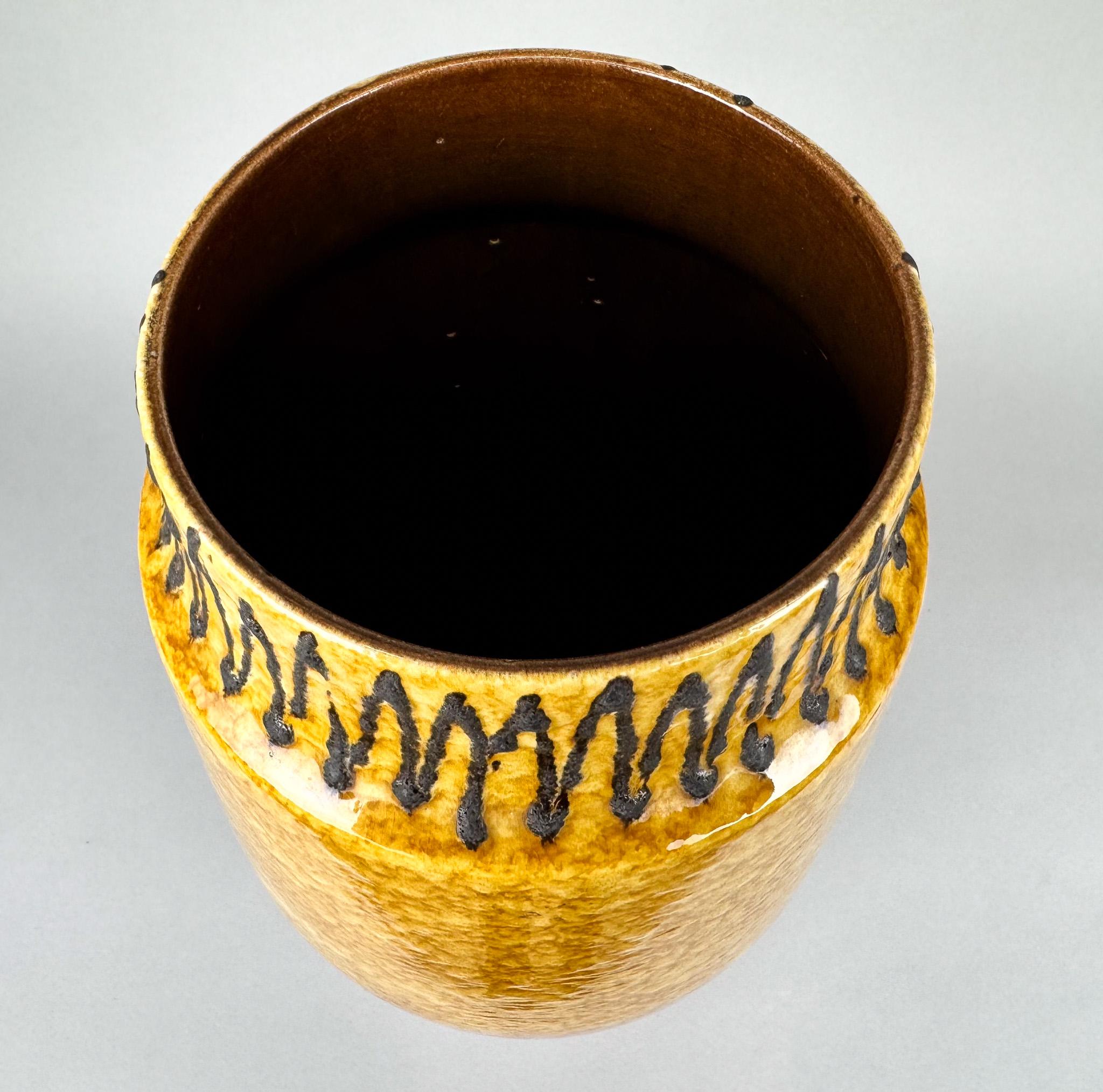 Ceramica Vaso da terra in ceramica tedesca degli anni '70 in vendita