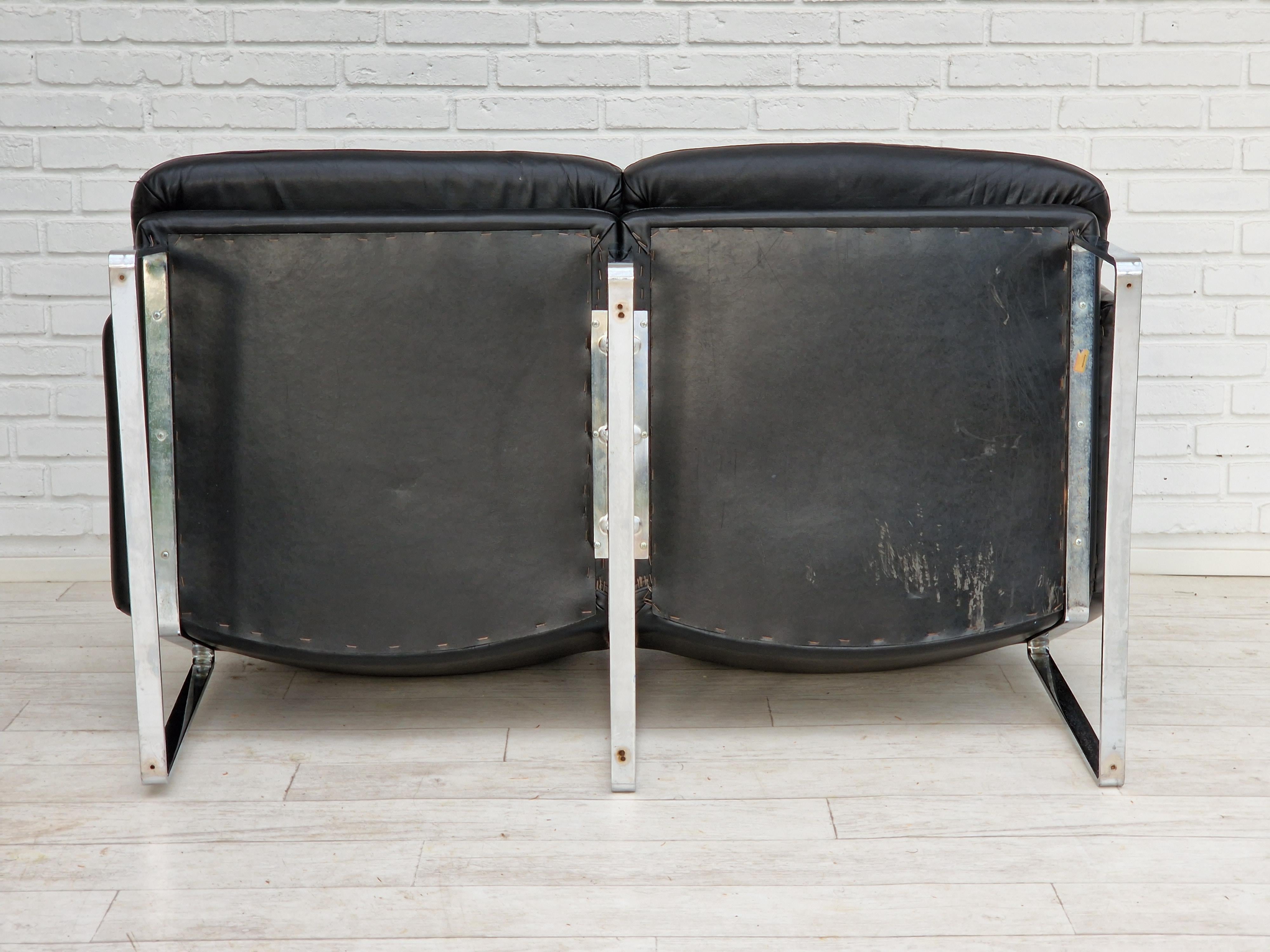 1970s, German design, 2 seater sofa, leather, chrome steel. For Sale 8