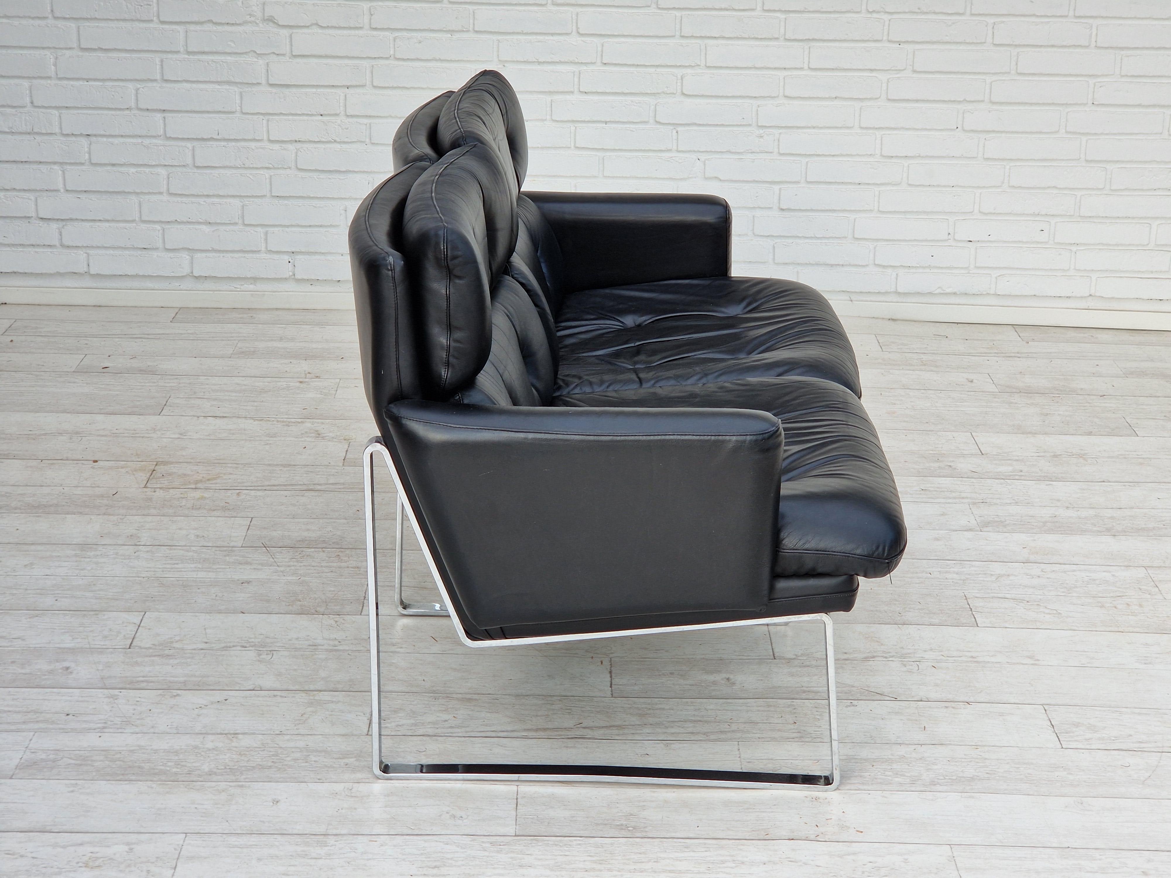 1970er Jahre, deutsches Design, 2-Sitzer-Sofa, Leder, Chromstahl. (Stahl) im Angebot