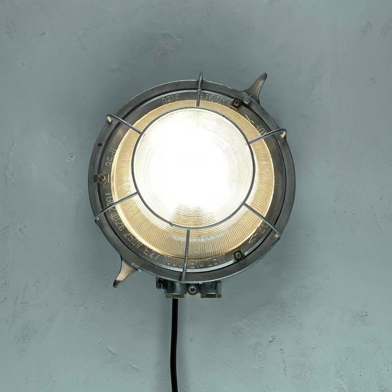 1970's German EOW Cast Aluminium Circular Bulkhead Lamp with Reeded Glass For Sale 10