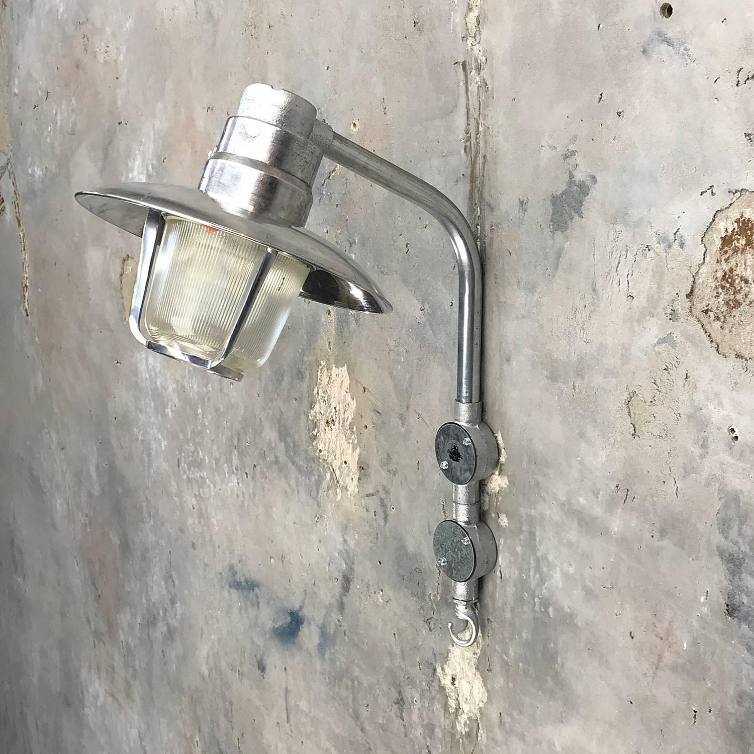 1970s German EOW GDR Aluminium Industrial Wall Light with Diffuser Glass Dome For Sale 4