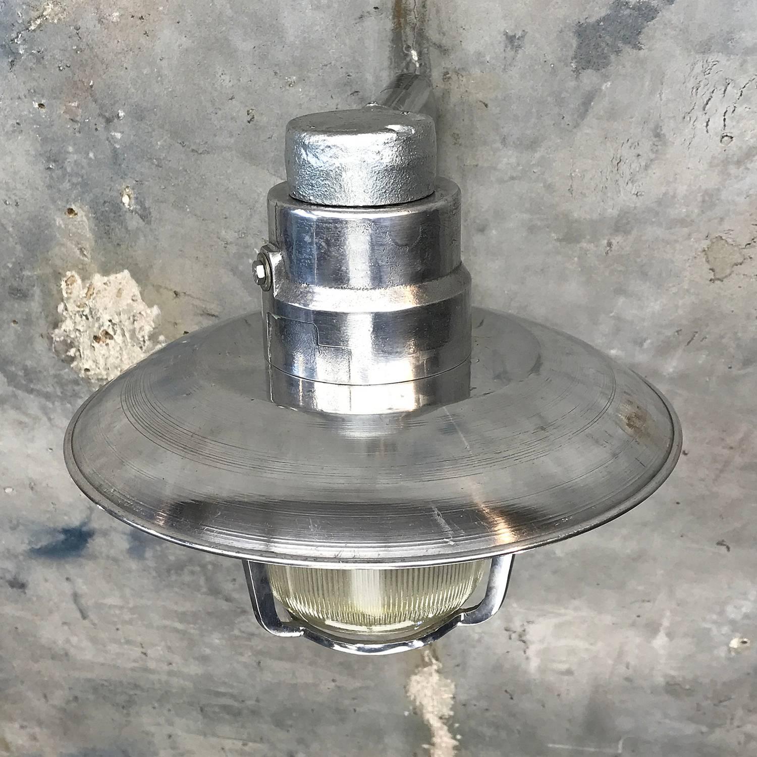 1970s German EOW GDR Aluminium Industrial Wall Light with Diffuser Glass Dome For Sale 5