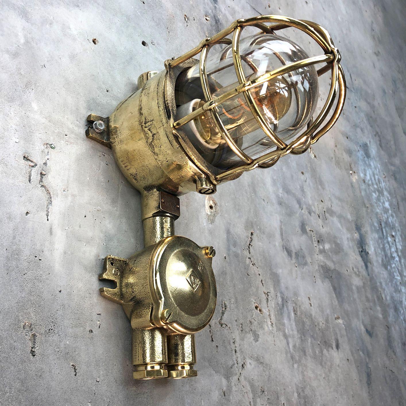 1970s German Explosion Proof Cast Brass and Junction Box Outdoor Wall Light For Sale 2