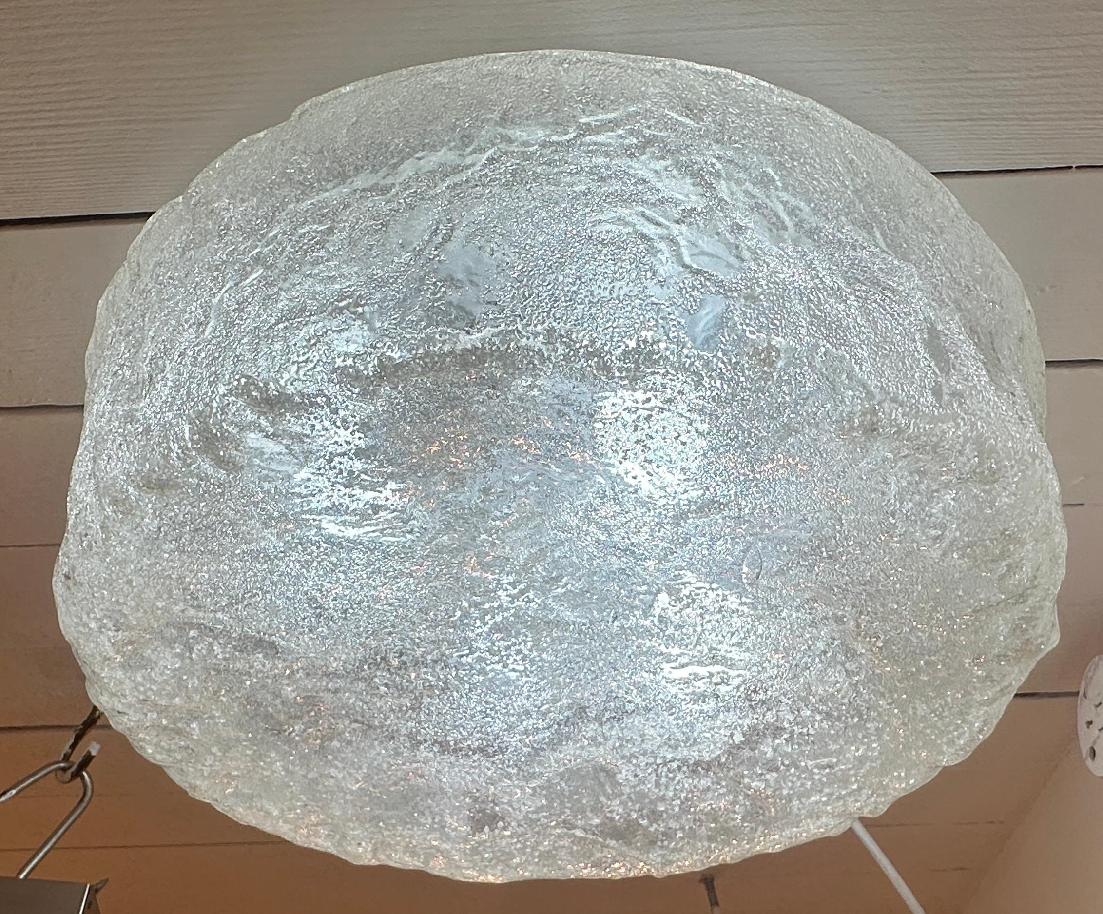 Metallo Plafoniera a incasso in vetro smerigliato e ghiacciato Glashütte Limburg, Germania anni '70 in vendita