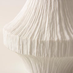 1970er Jahre deutsche Heinrich Bavarian Biskuit-Porzellanvase mit eingeschnittenem Reliefmuster, 1970er Jahre