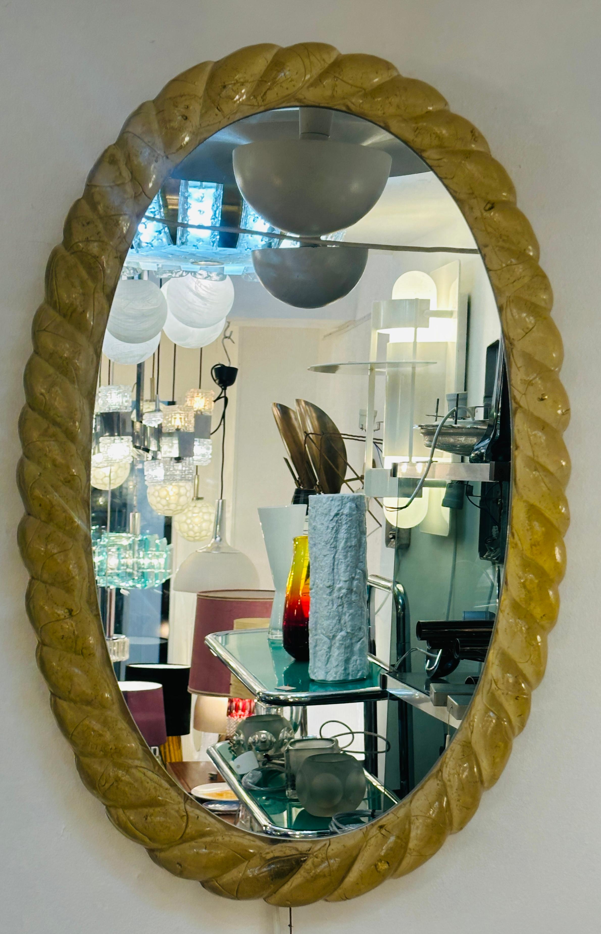 1970er Jahre Deutsch Hillebrand Leuchten Beleuchtete Hintergrundbeleuchtung Lucite Bernstein Wandspiegel 4