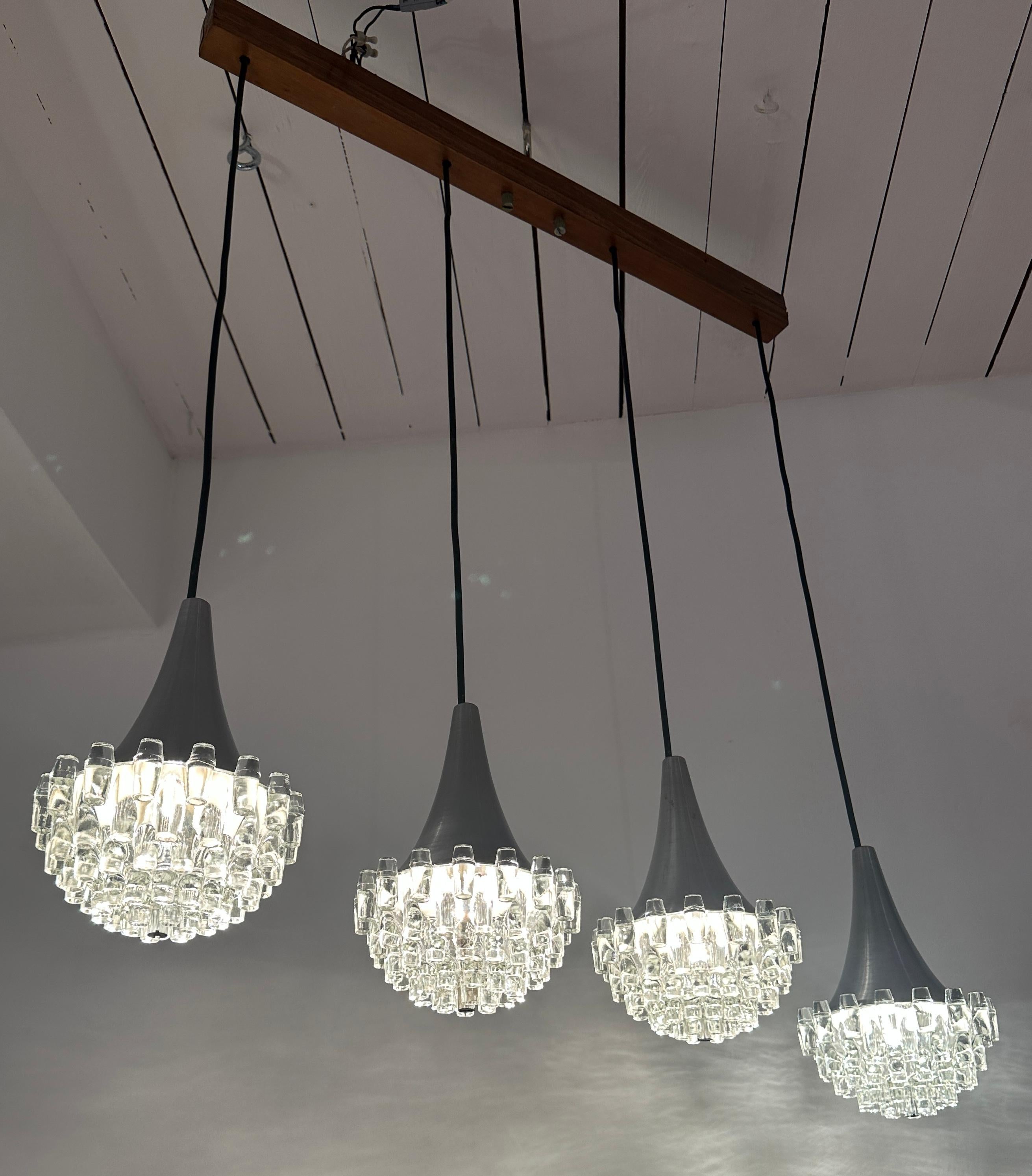 1970s German Hustadt Leuchten Four Glass Torch & Brushed Chrome Ceiling Light en vente 2