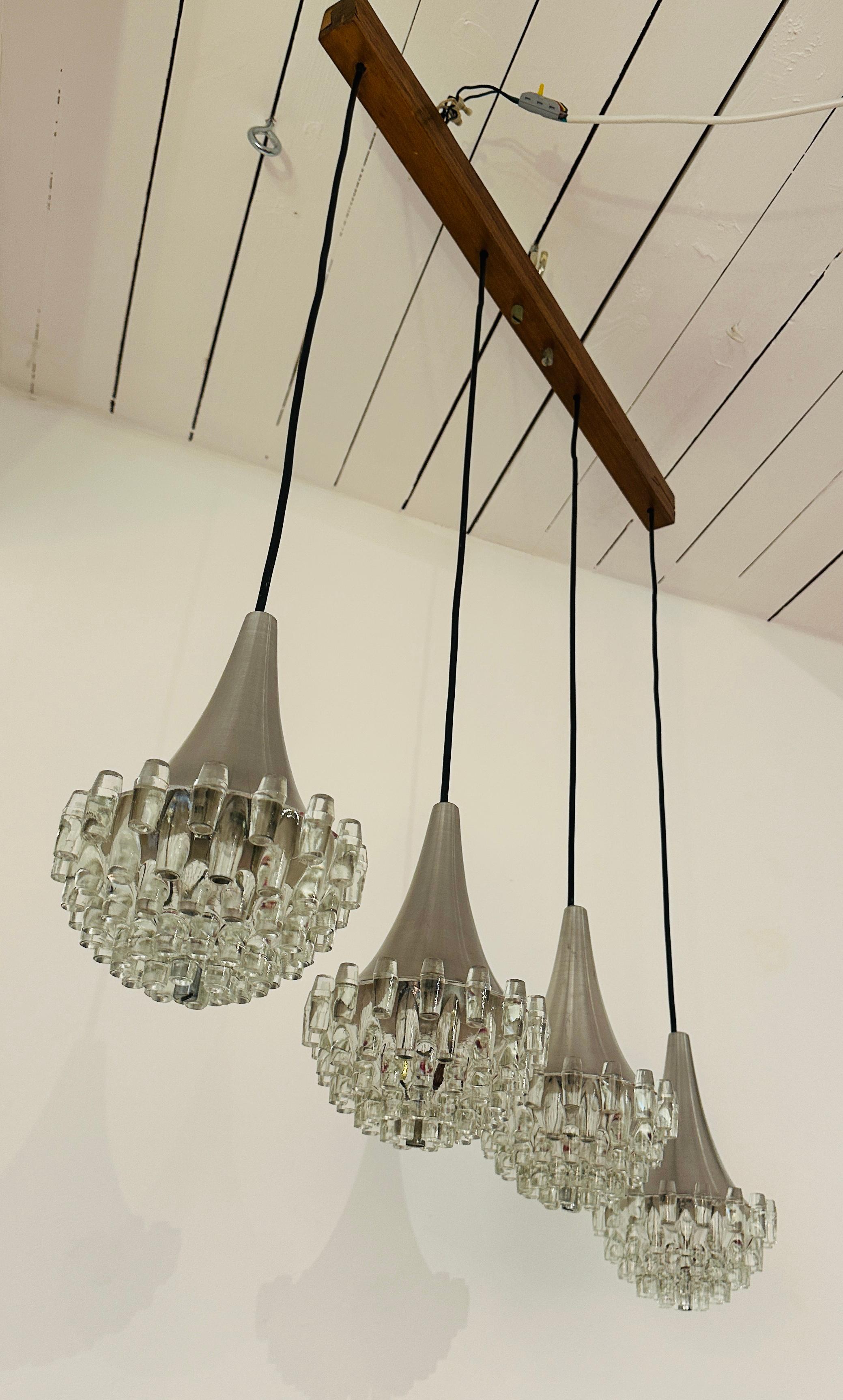 1970s German Hustadt Leuchten Four Glass Torch & Brushed Chrome Ceiling Light en vente 4