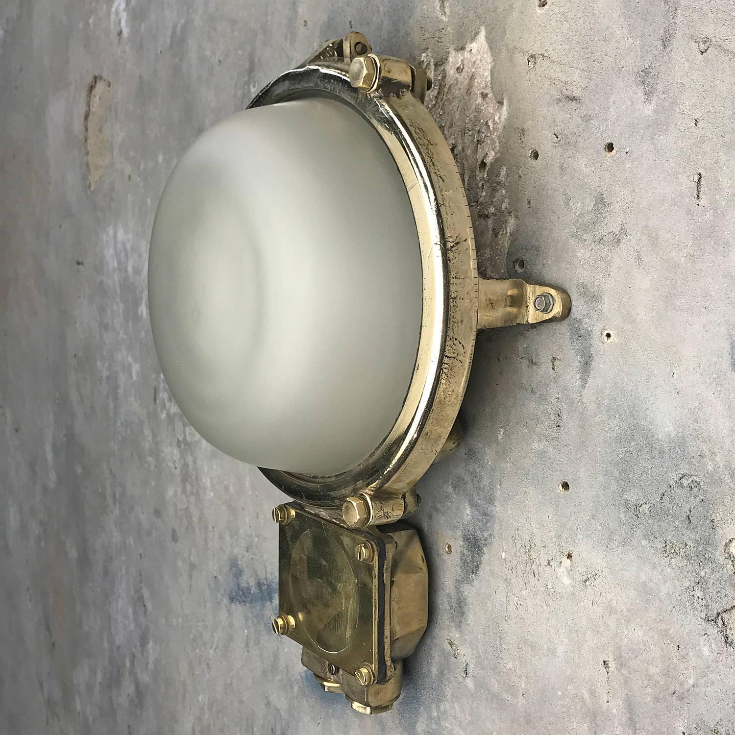 1970s German Industrial Cast Brass Circular Wall Light, Frosted Glass Shade 4