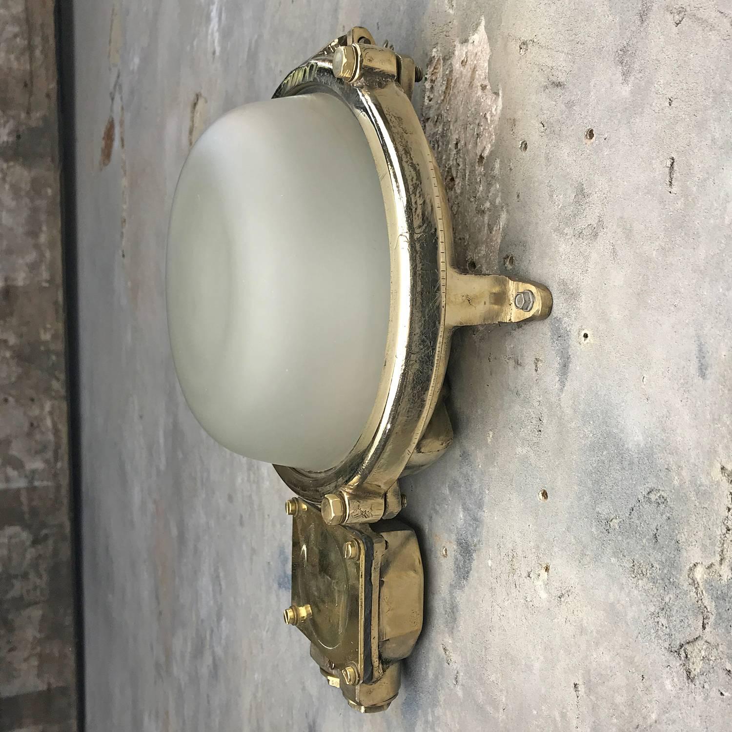 1970s German Industrial Cast Brass Circular Wall Light, Frosted Glass Shade 5