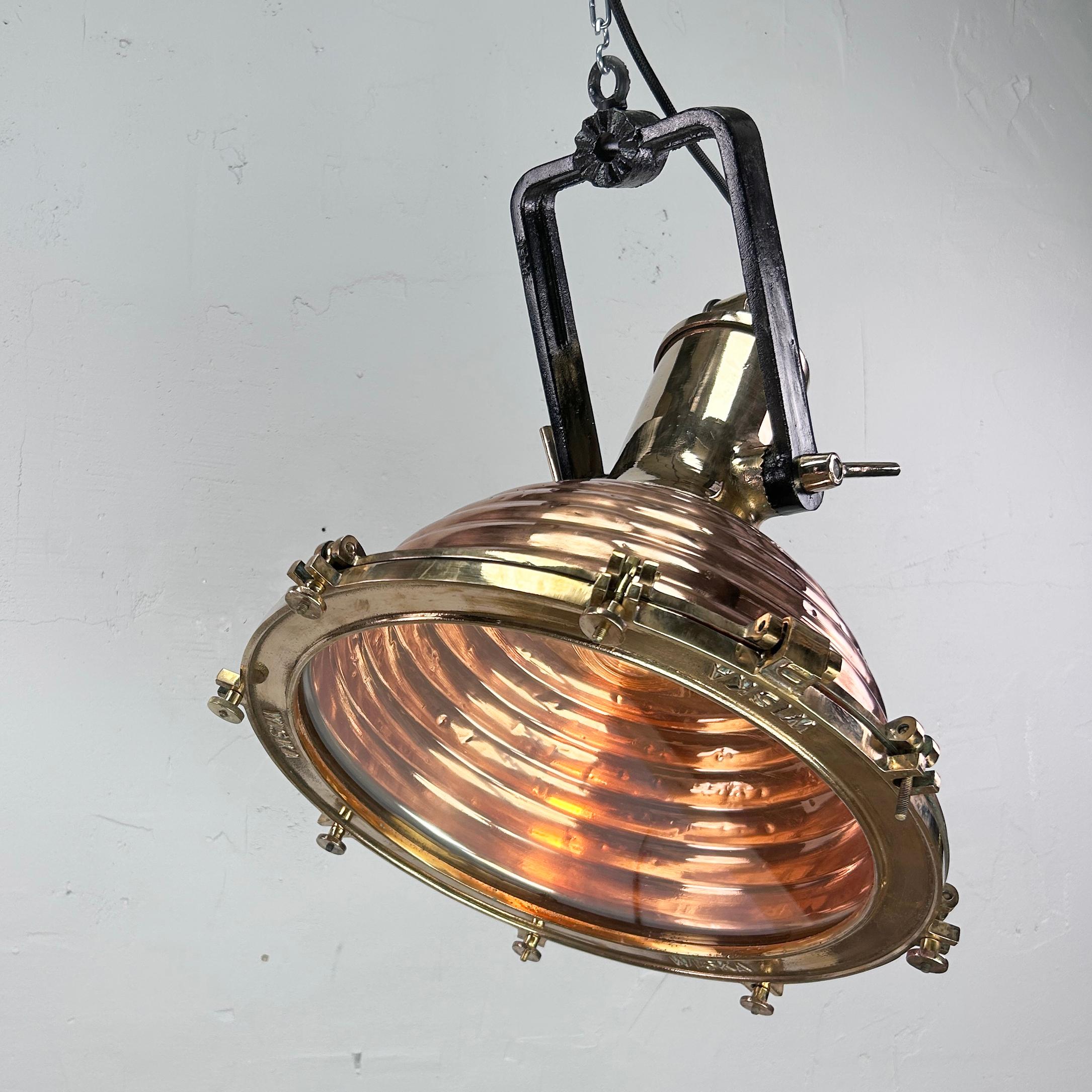 1970's Deutsche Industrie Kupfer & Messing Marine Pendelleuchte von Wiska im Angebot 3