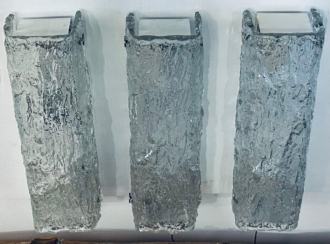 Appliques en verre texturé glacé Kaiser Leuchten des années 1970.  3 Disponible. en vente 6