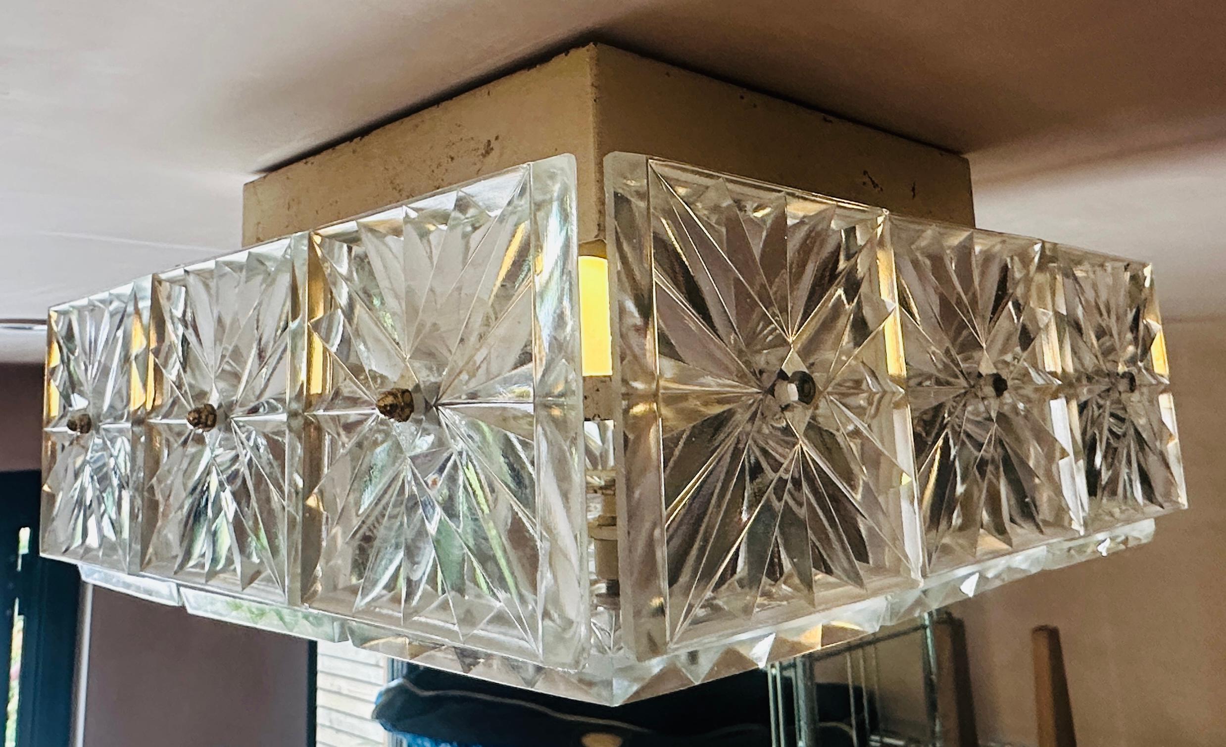 Metallo Plafoniera tedesca Kinkeldey in cristallo sfaccettato degli anni '70 in vendita