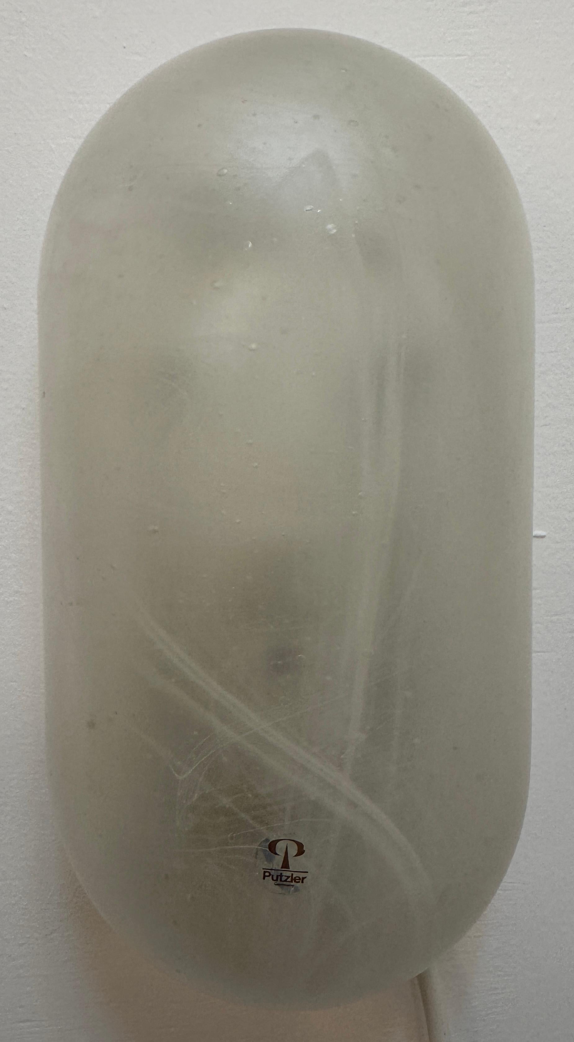 1970er Jahre Deutsch Peill & Putzler Frosted Lozenge-Shaped Glass Wall Lights 4 Avail im Angebot 3