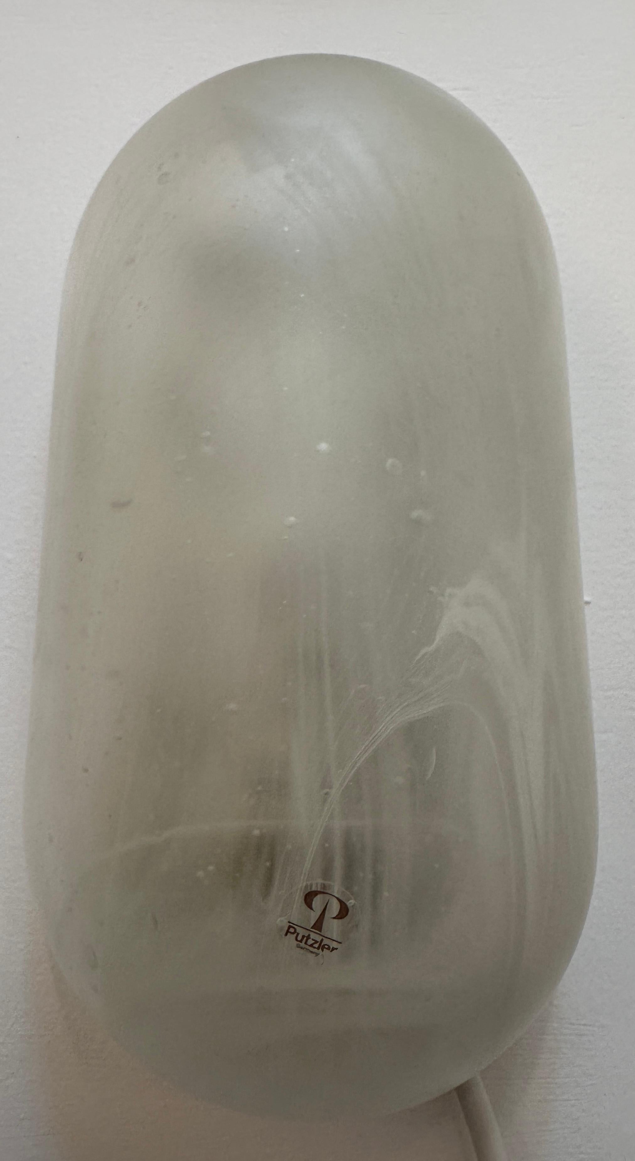 1970er Jahre Deutsch Peill & Putzler Frosted Lozenge-Shaped Glass Wall Lights 4 Avail im Angebot 1