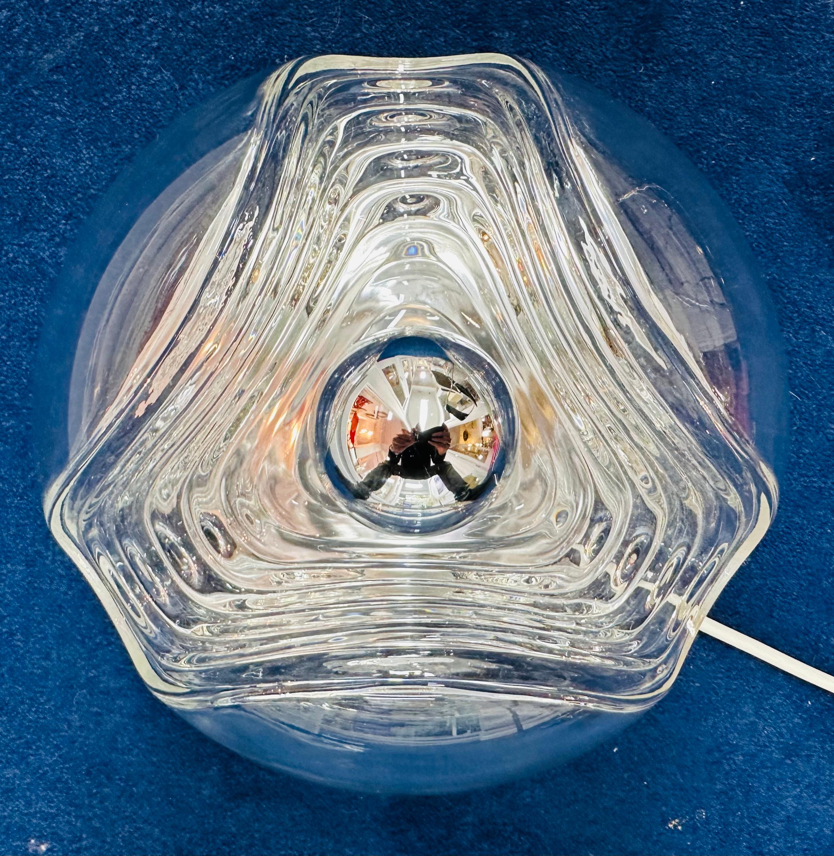 1970s German Peill & Putzler 'Wave' Ribbed Clear & Chrome Flush Mount/Wall Light For Sale 4