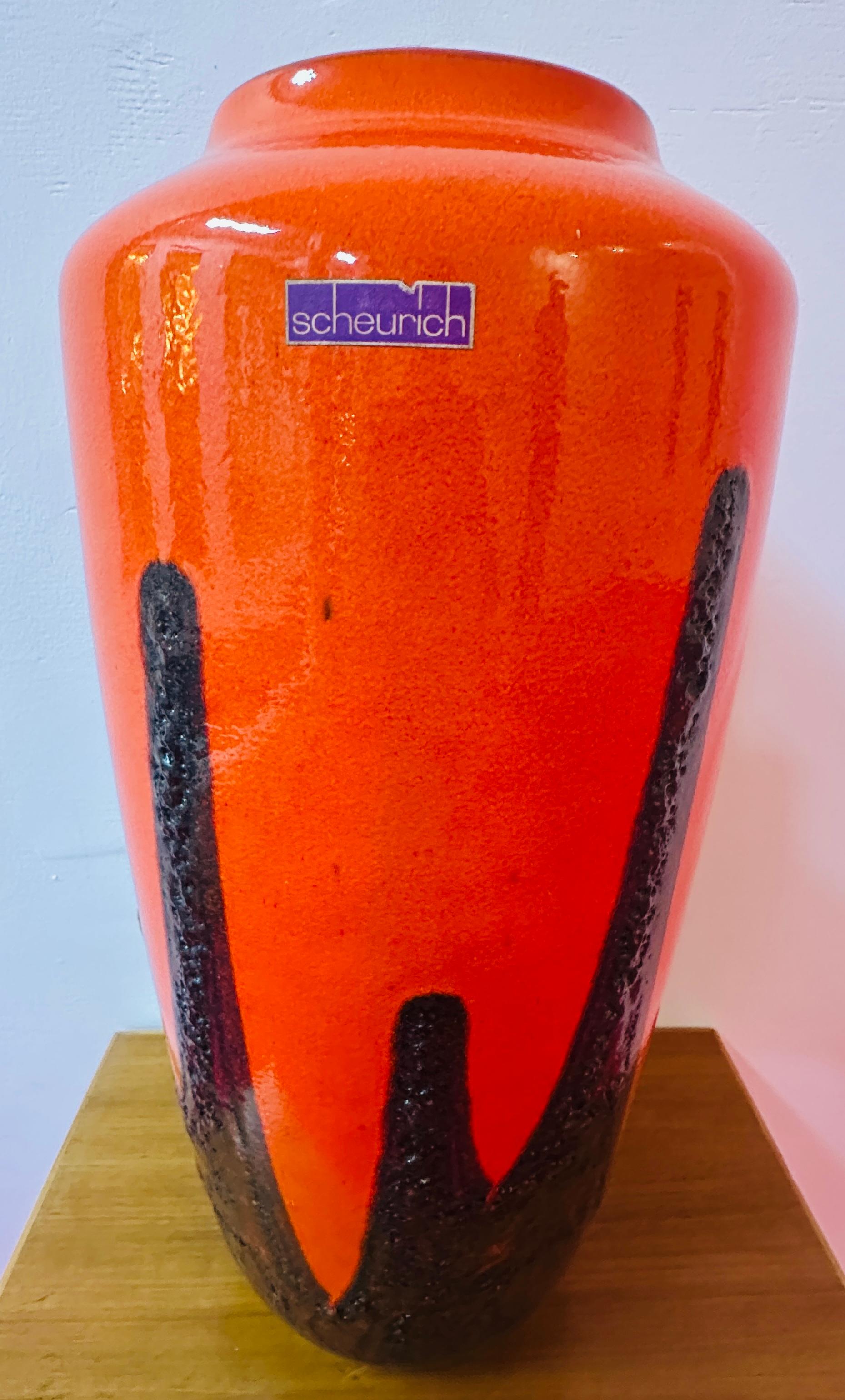 1970er Jahre Deutsch Scheurich Orange & Brown Fett Lava Boden oder Tabelle Vase Modell 517 45 (20. Jahrhundert)
