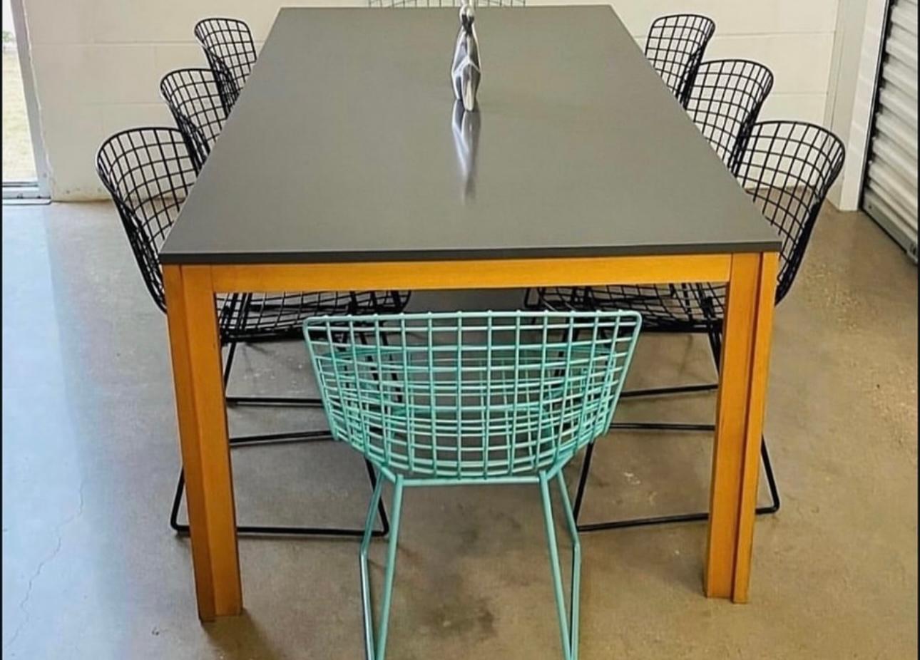 Allemand Table de salle à manger en stratifié anthracite/gris foncé Schlapp Möbel des années 1970 ! en vente