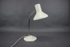 Lampada da scrivania regolabile A Space Age tedesca degli anni '70 in metallo bianco e cromo