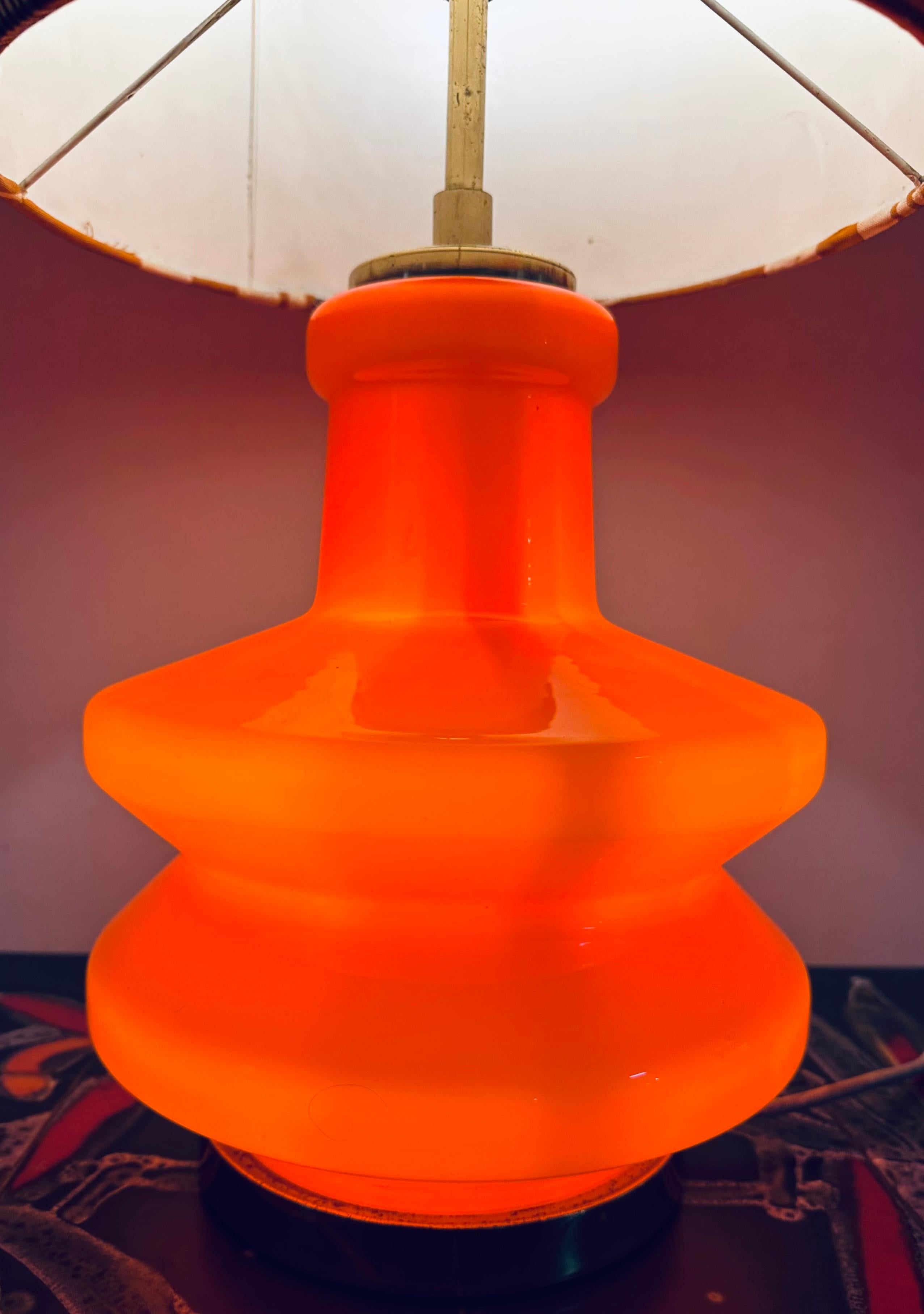 1970s German Space-Age Illuminated Orange Glass Table Lamp inc Original Shade For Sale 1