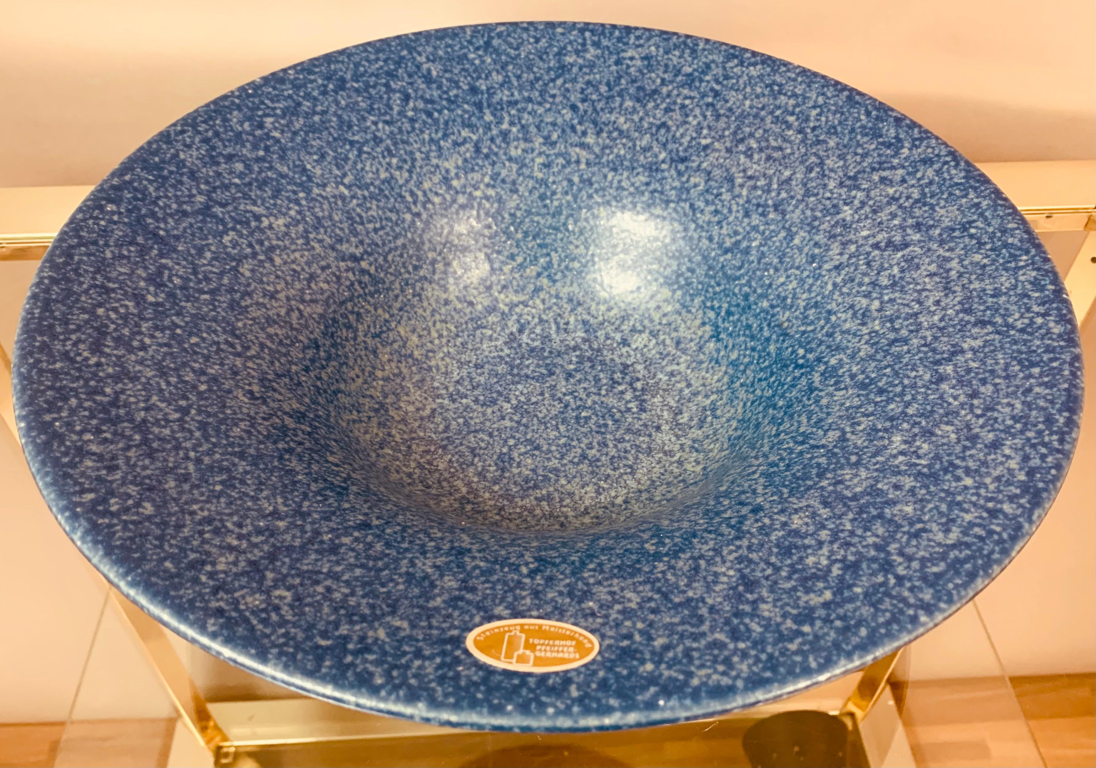 1970s German Studio pottery bowl in the most vivid mottled colour of dark and light blue. The bowl has a beautiful subtle matte glaze. A lovely feature centrepiece plate for a coffee or dining table perhaps to hold fruit if you wish. In very good
