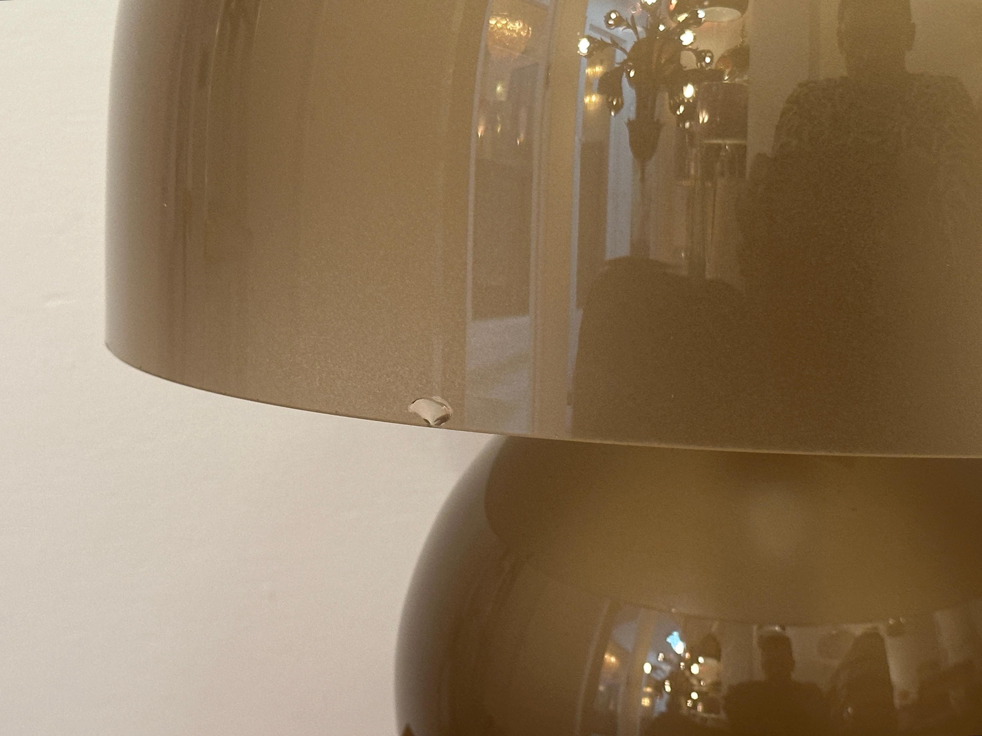 Lampada da tavolo tedesca Süssmuth Leuchten marrone con cupola in vetro marrone e ottone degli anni '70 in vendita 9
