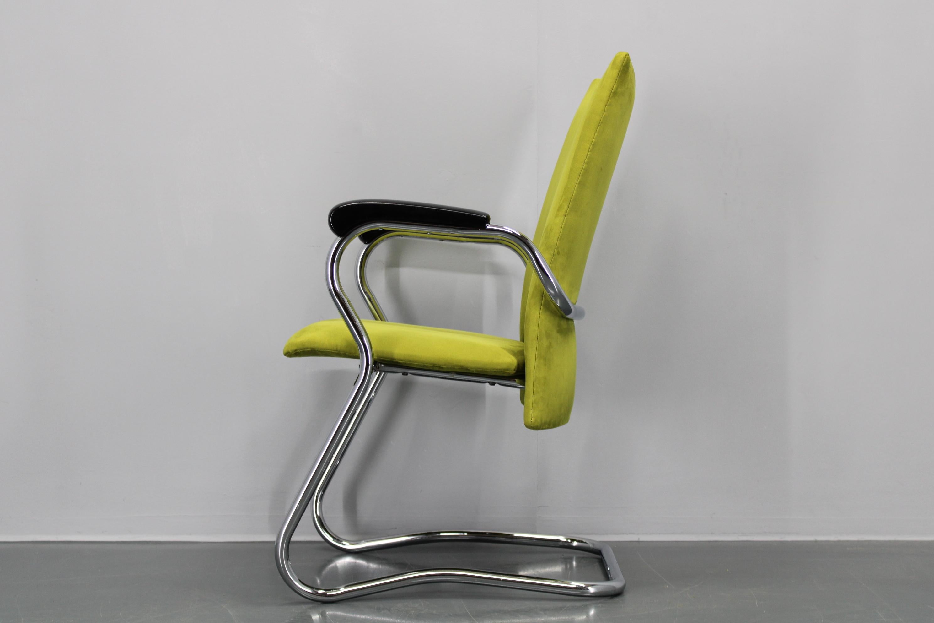 1970s German Tubular Armchair or Desk Chair, Restored For Sale 5
