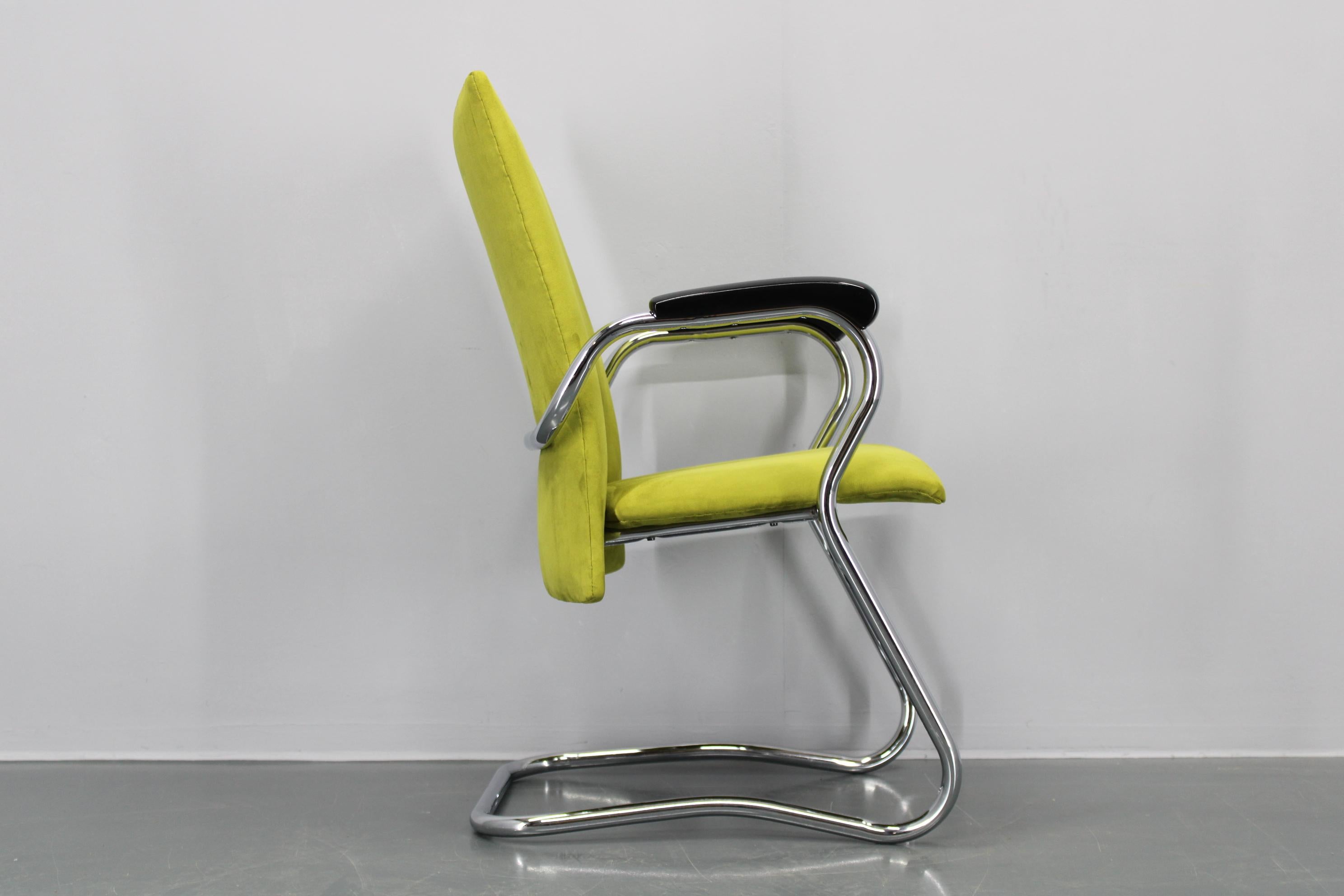 1970s German Tubular Armchair or Desk Chair, Restored For Sale 3