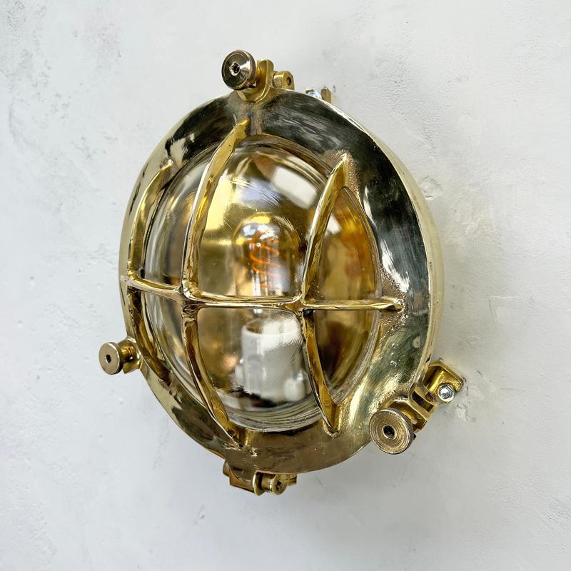 brass bulkhead light