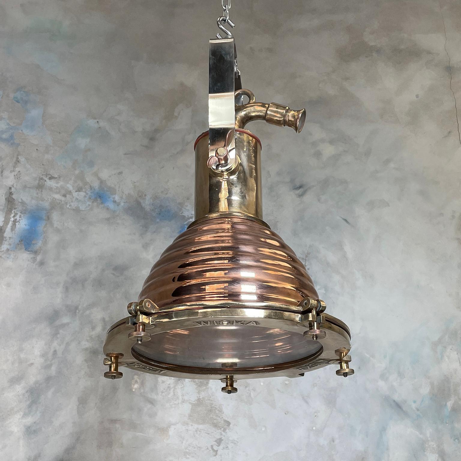 1970s German Wiska Spun Copper and Cast Brass Fluted Cargo Ceiling Pendant Light In Excellent Condition In Leicester, Leicestershire