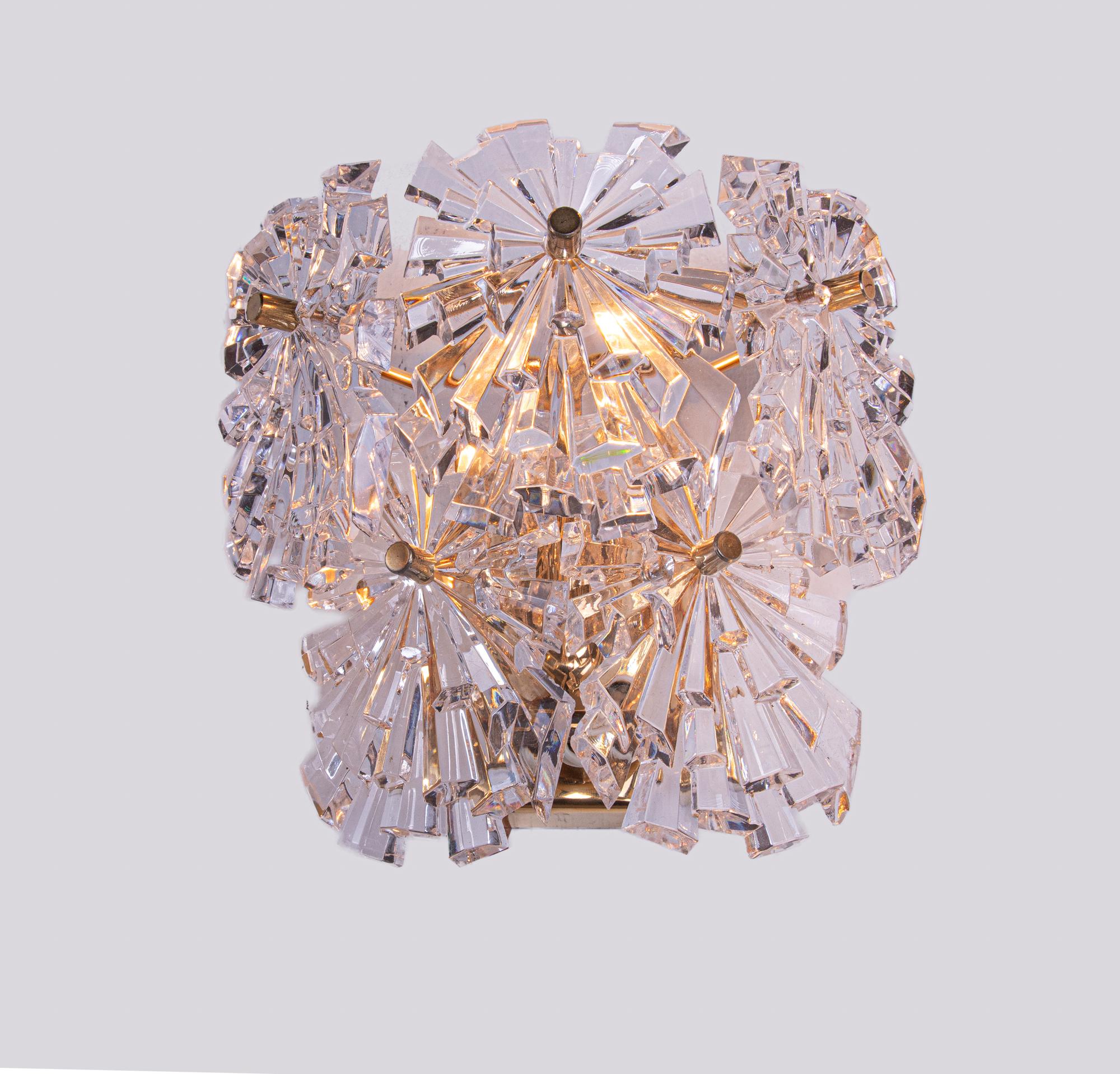 1970s Germany Kinkeldey Starburst Wall Sconces Crystals & Gilt-Brass, Set of 2 In Good Condition For Sale In Niederdorfelden, Hessen