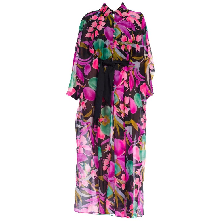 1970's Giant Floral Tropical Kaftan For Sale at 1stdibs