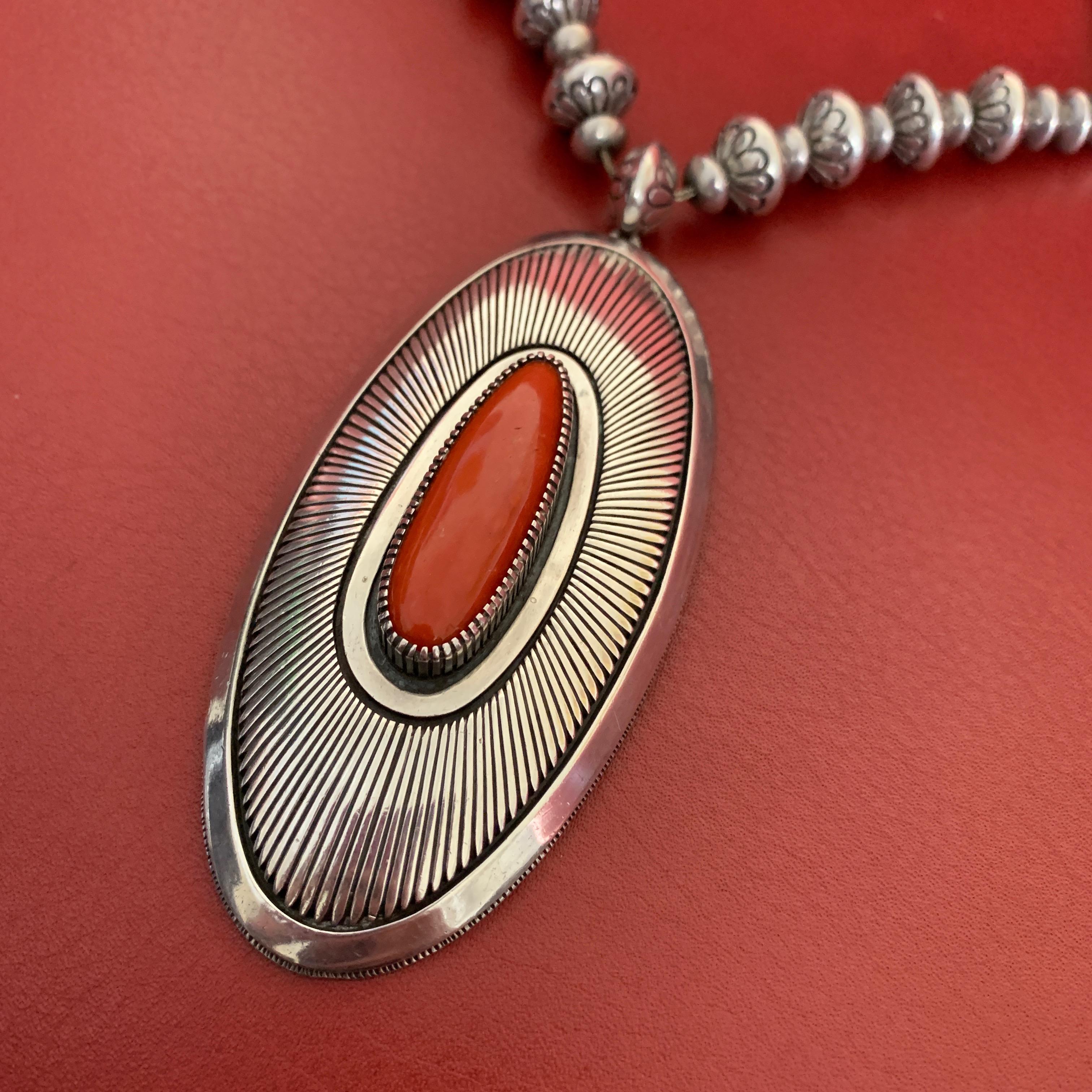 1970s Gibson Nez Coral and Stamped Sterling Silver Bead Necklace In Excellent Condition In New York, NY