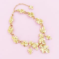 1970s Gilded Leaves Statement Choker Necklace By Kunio Matsumoto For Trifari