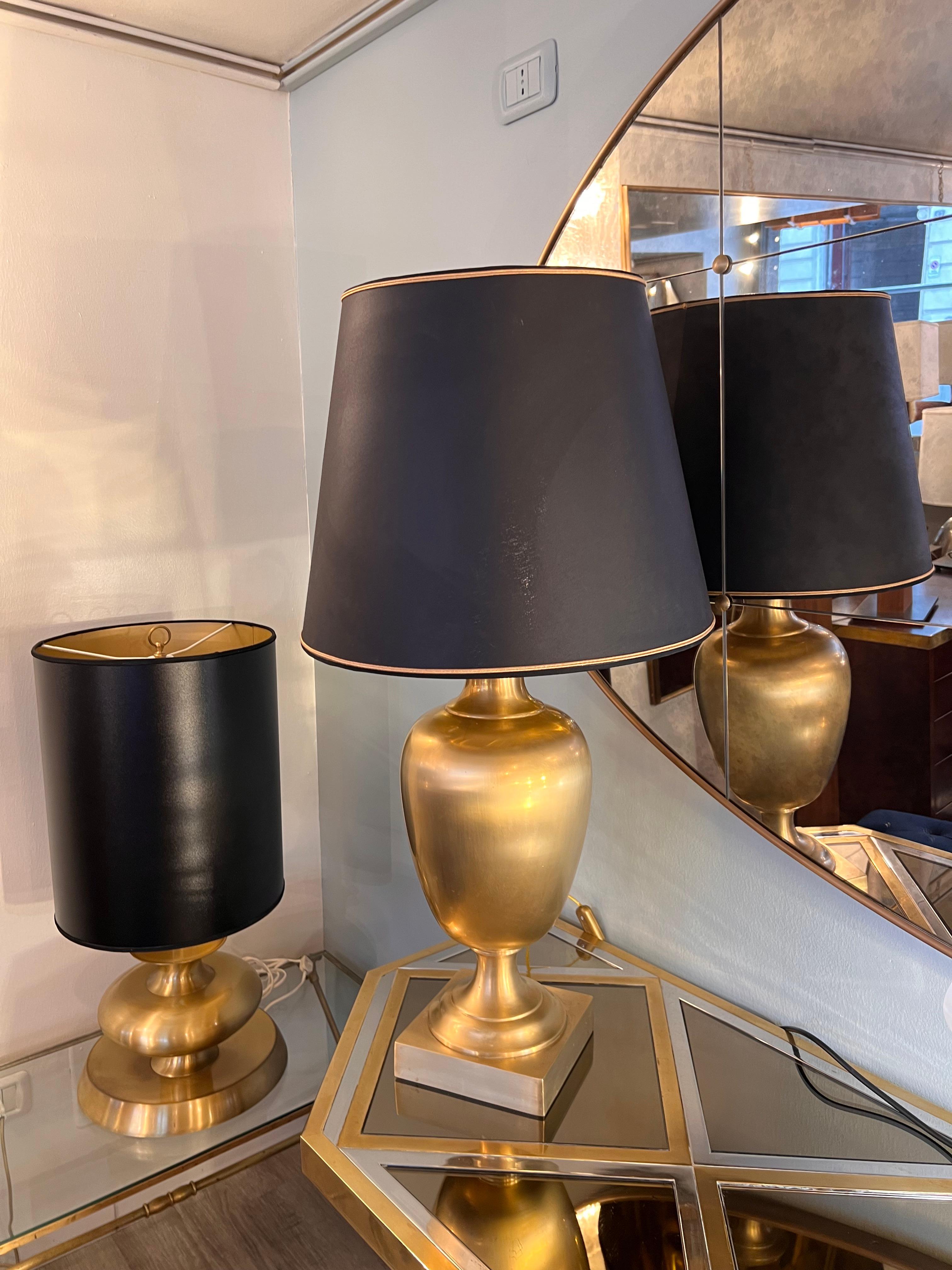1970s Gilt Brass Black Shade Table Lamp For Sale 3