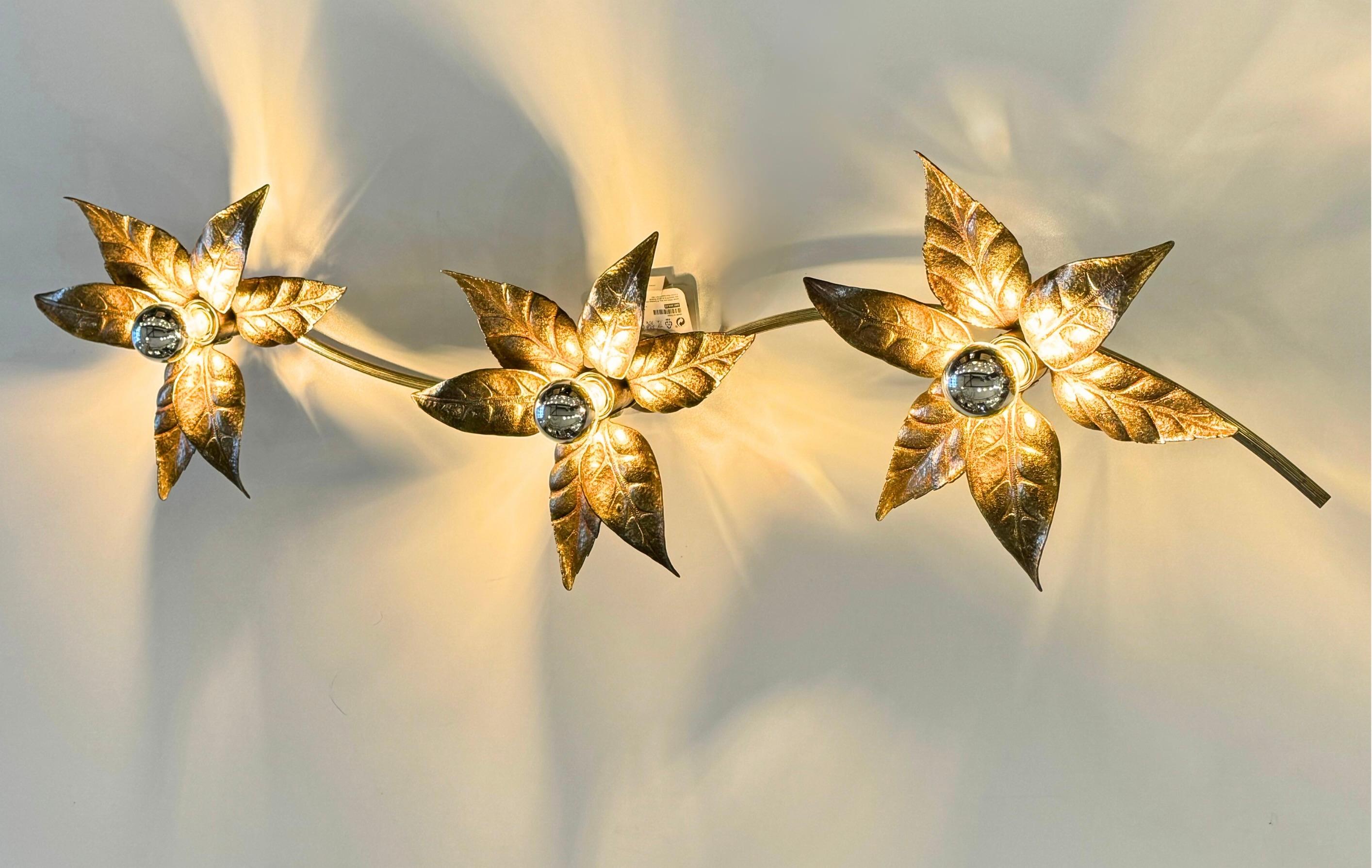 1970s Gilt Brass Flower Wall Lamp by Willy Daro for Massive Lighting 2