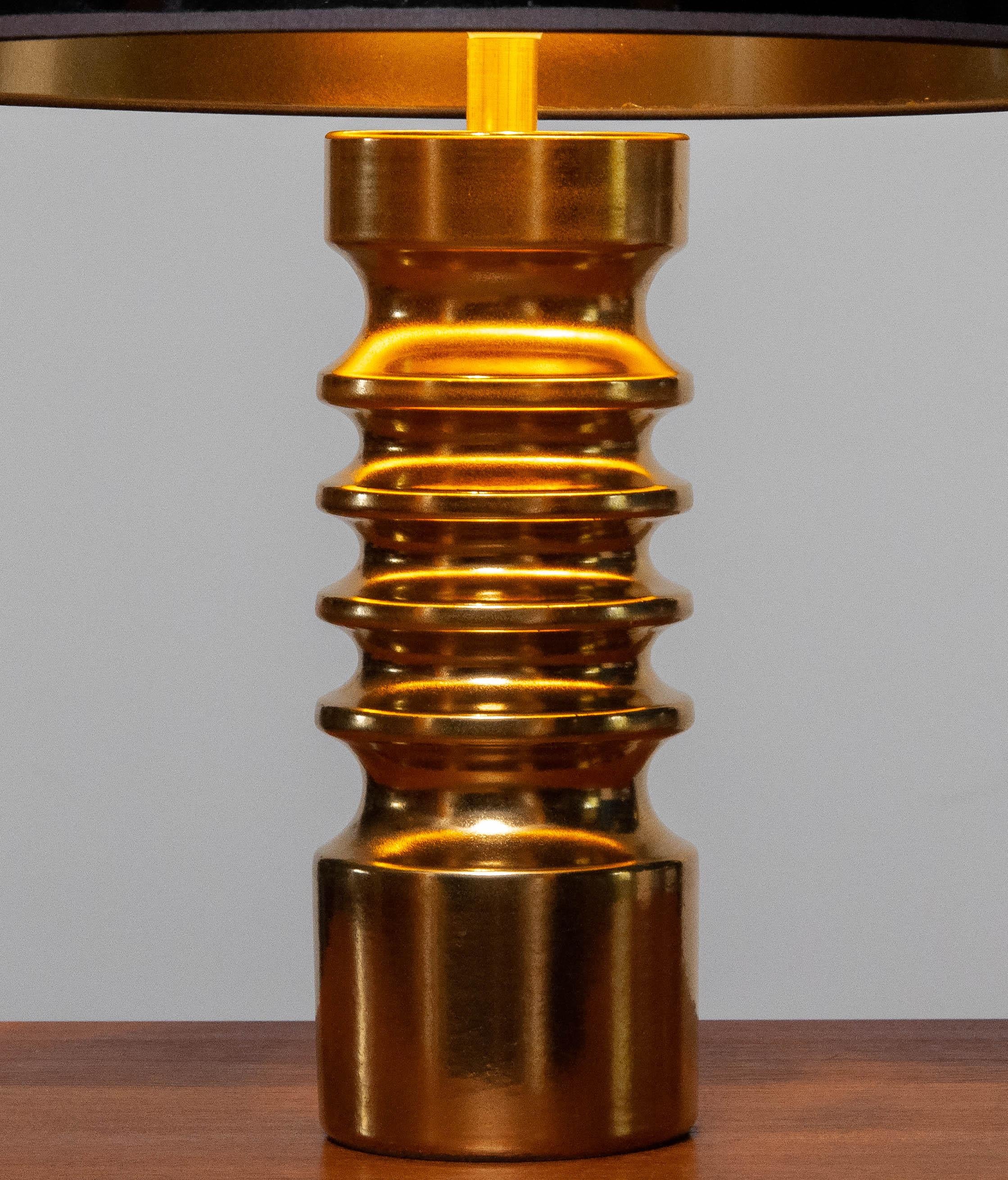 1970s Gilt Ceramic Table Lamp in Brutalist Style by Dümler and Breiden Germany In Good Condition For Sale In Silvolde, Gelderland