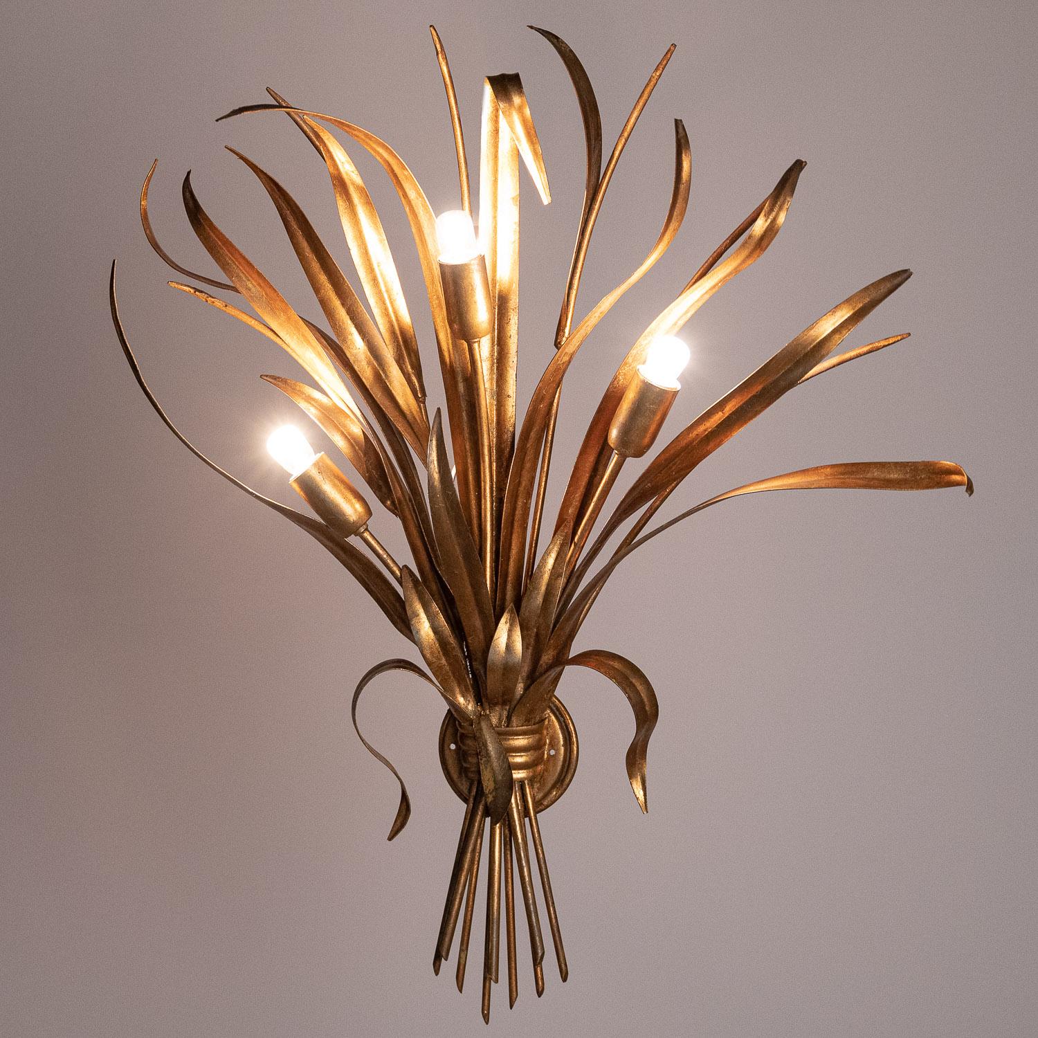 1970s Gilt Metal Wall Light Attributed to Hans Kögl For Sale 5