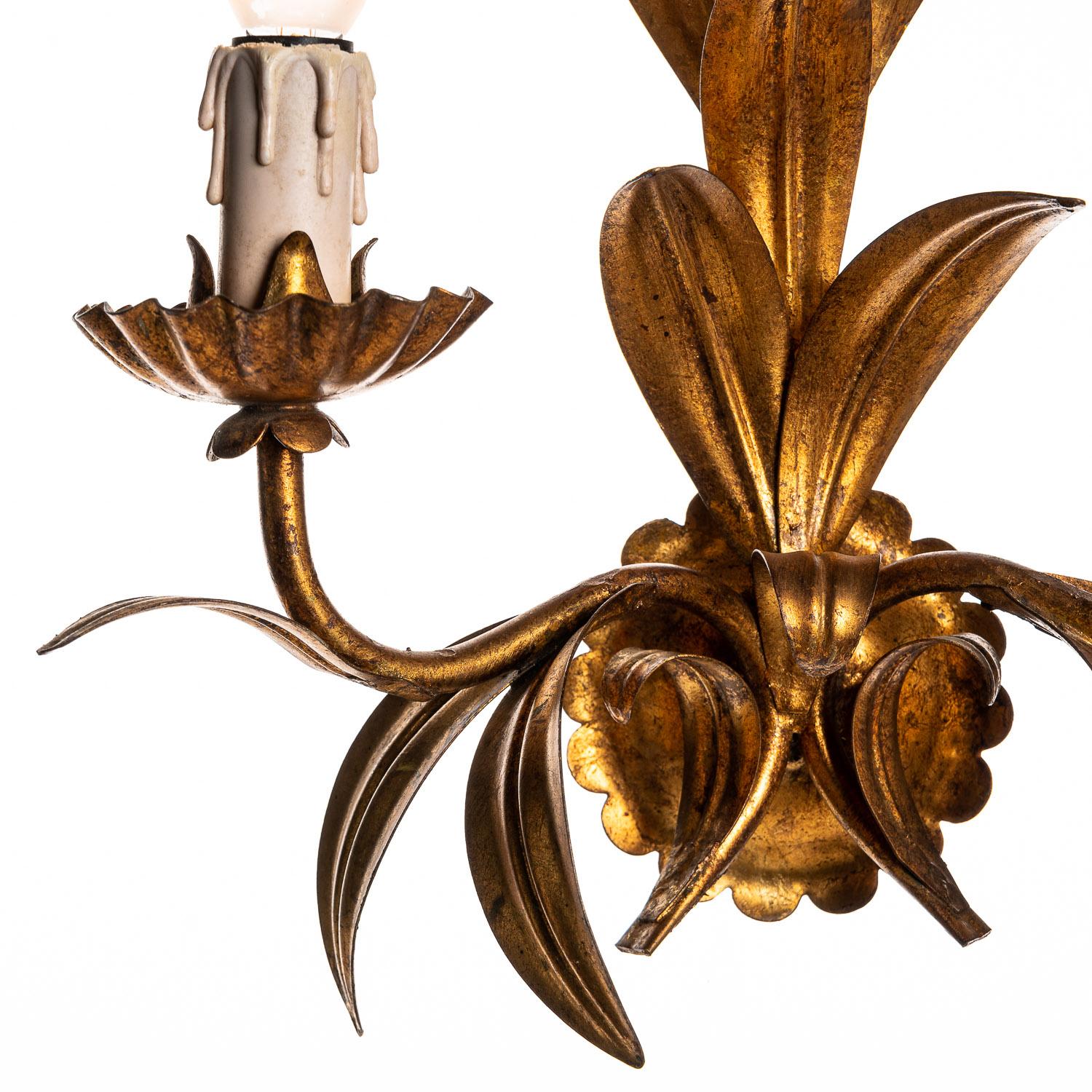 1970s Gilt Metal Wall Light by Hans Kögl For Sale 2