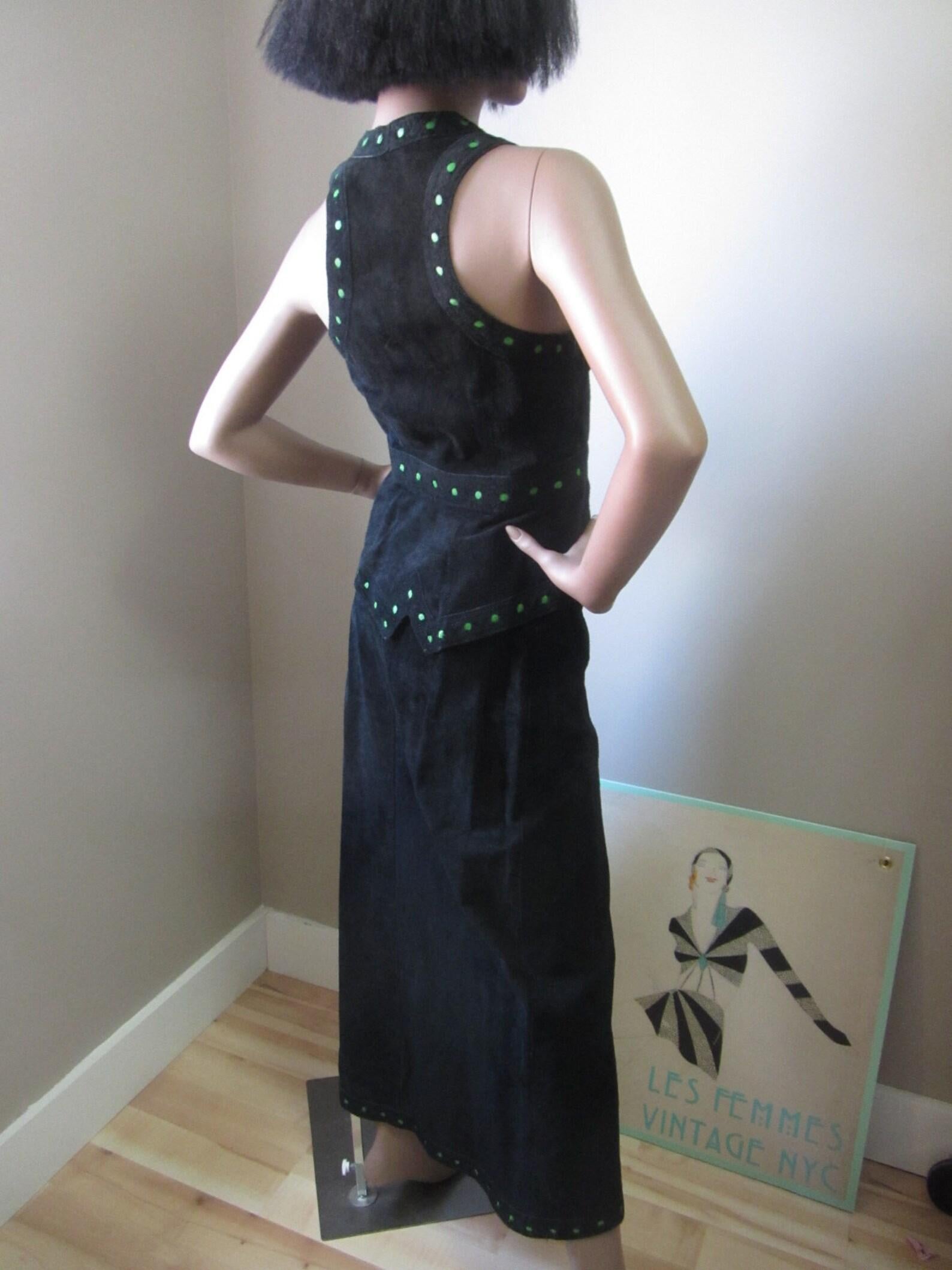 1970s Giorgio di Sant Angelo Suede Vest and Skirt Ensemble For Sale 3
