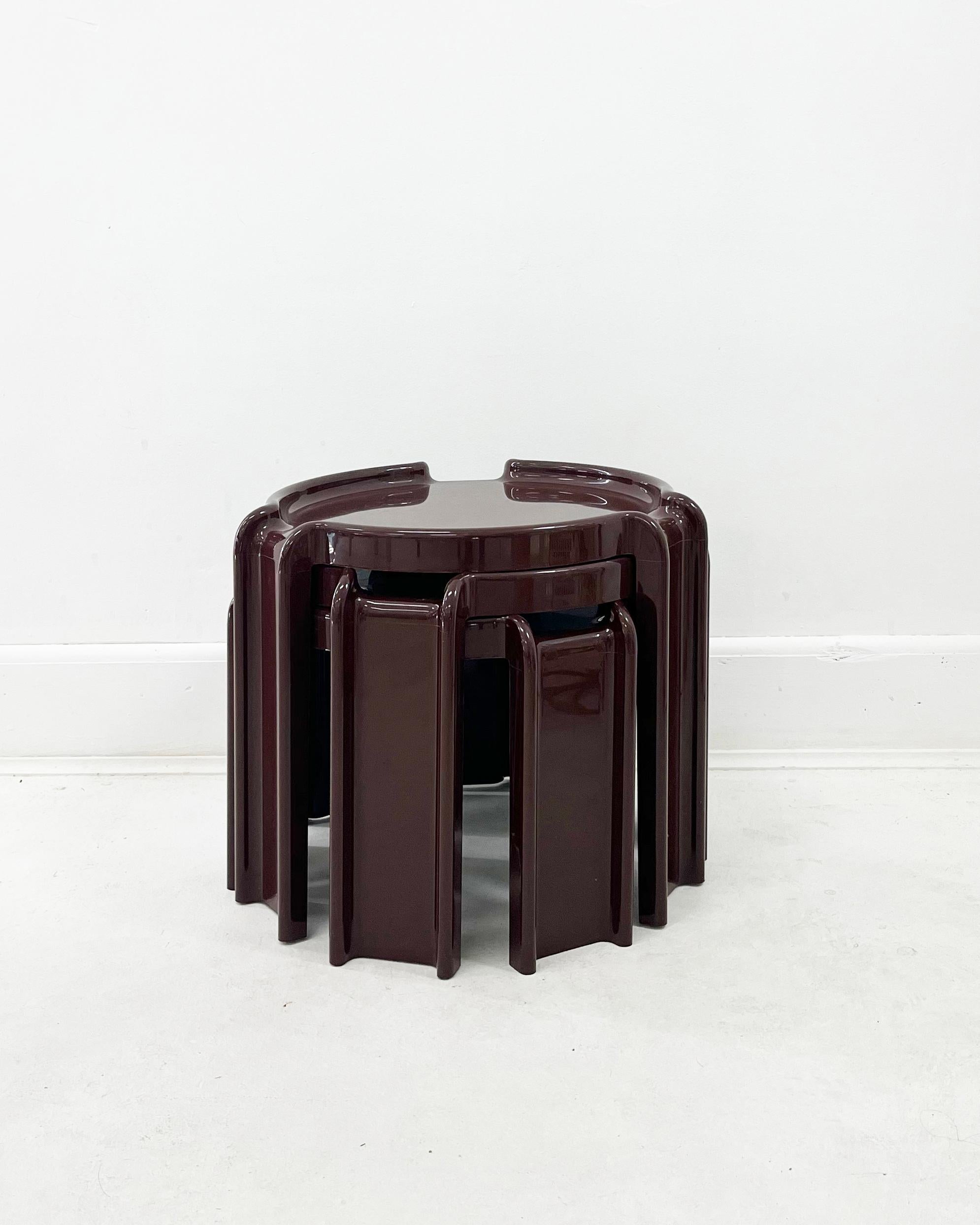 1970s Giotto Stoppino for Kartell Italian Modern Nesting Tables Brown Set of 3 1