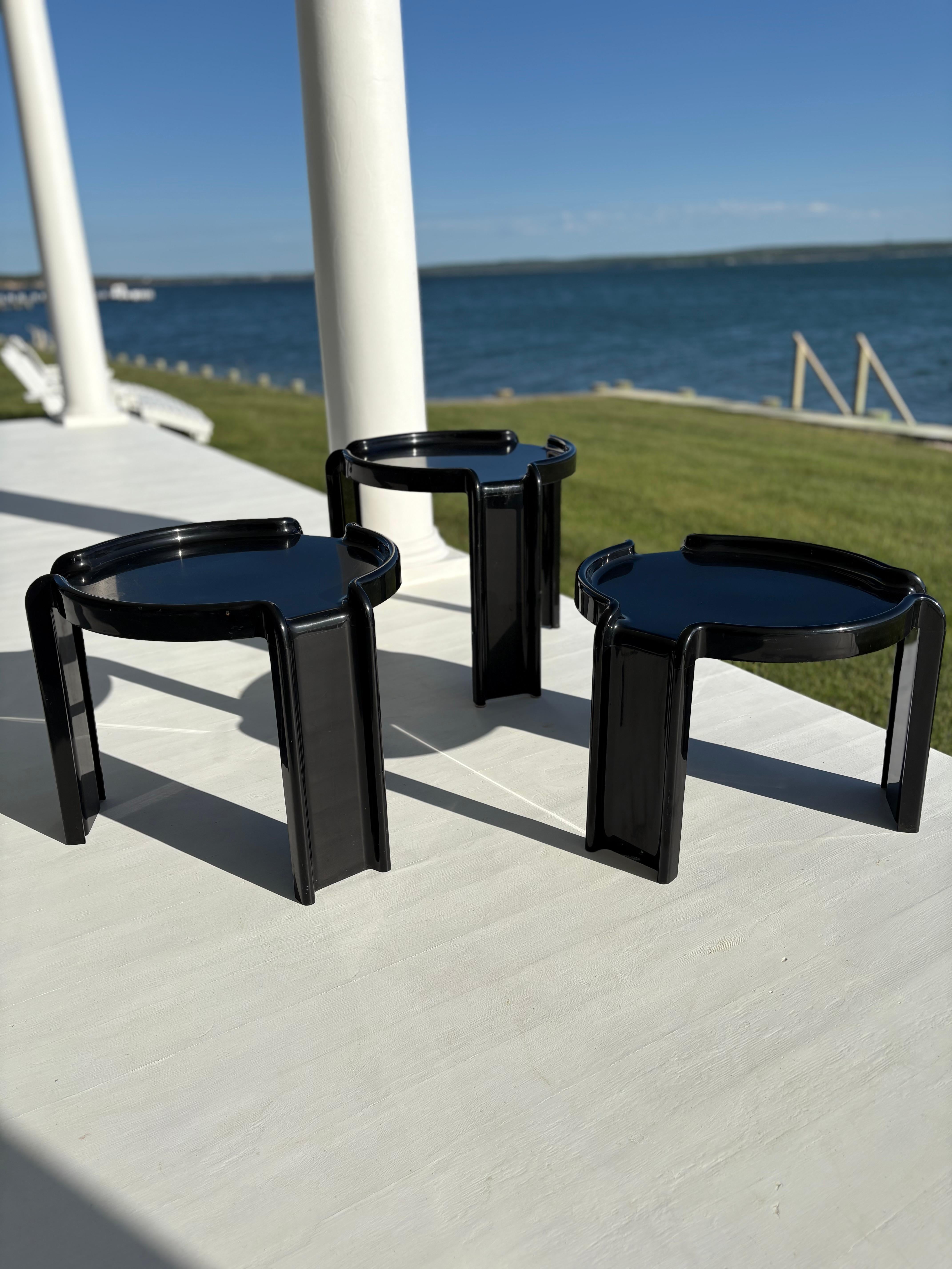 Mesas apilables Giotto Stoppino de Kartell, años 70 en venta 6