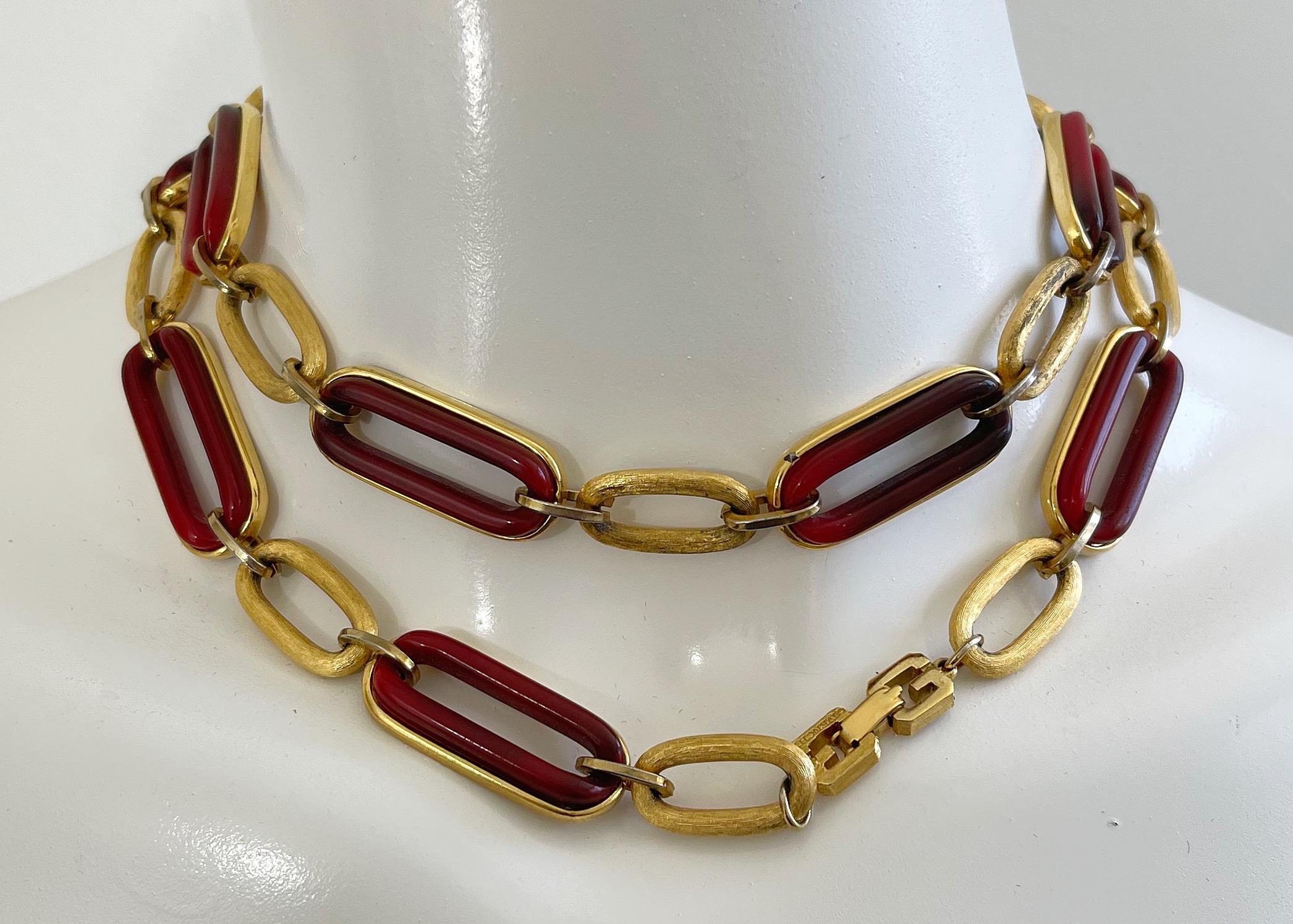 1970 Givenchy Gold + Amber Chainlink Vintage Long GG Logo 70s Necklace or Belt Bon état - En vente à San Diego, CA