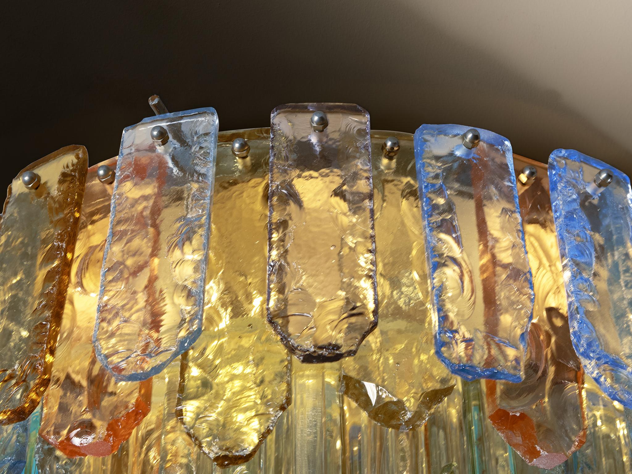 1970s Glamorous Guido Polloni Chandelier in Colored Glass im Zustand „Gut“ im Angebot in Waalwijk, NL