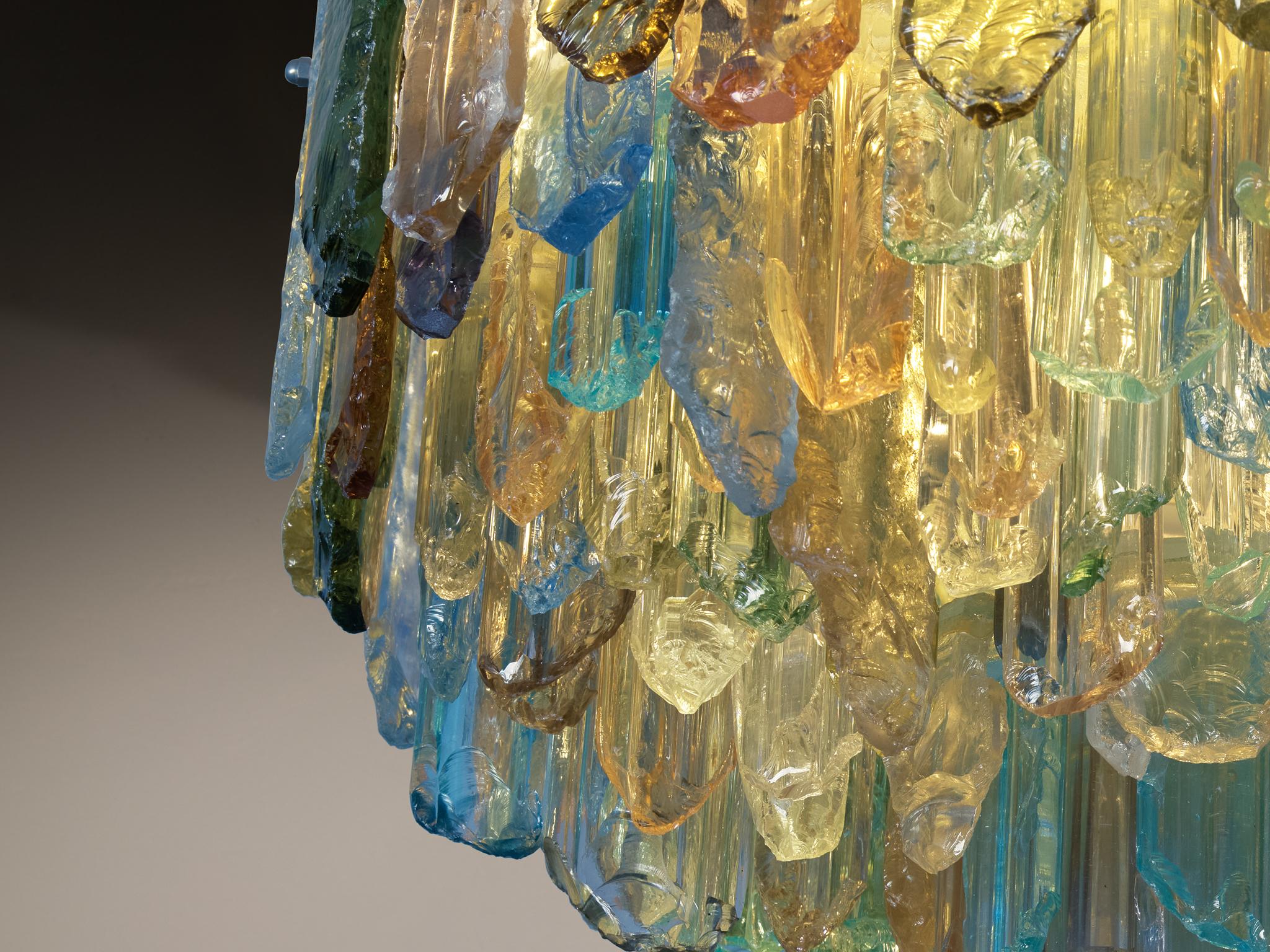 1970s Glamorous Guido Polloni Chandelier in Colored Glass im Angebot 1