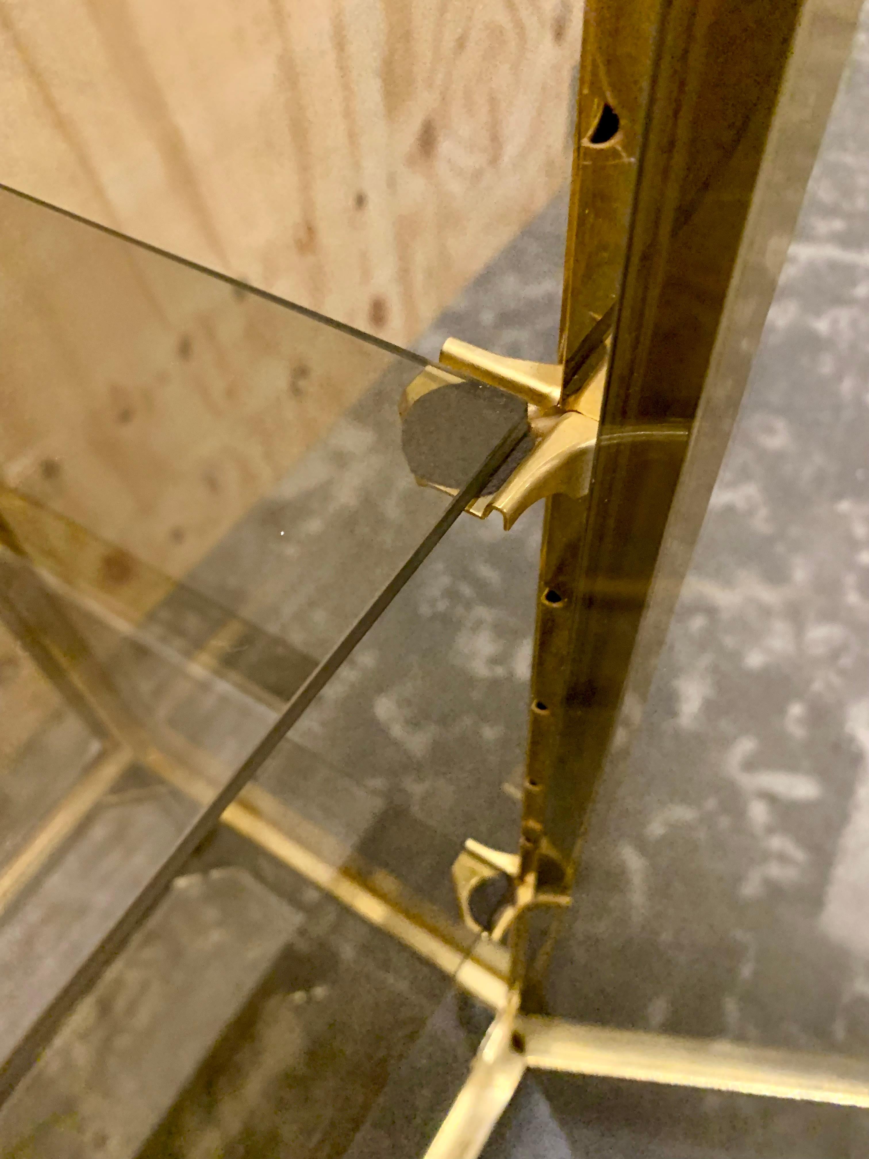 1970s Glass Cabinet - Vitrine For Sale 5