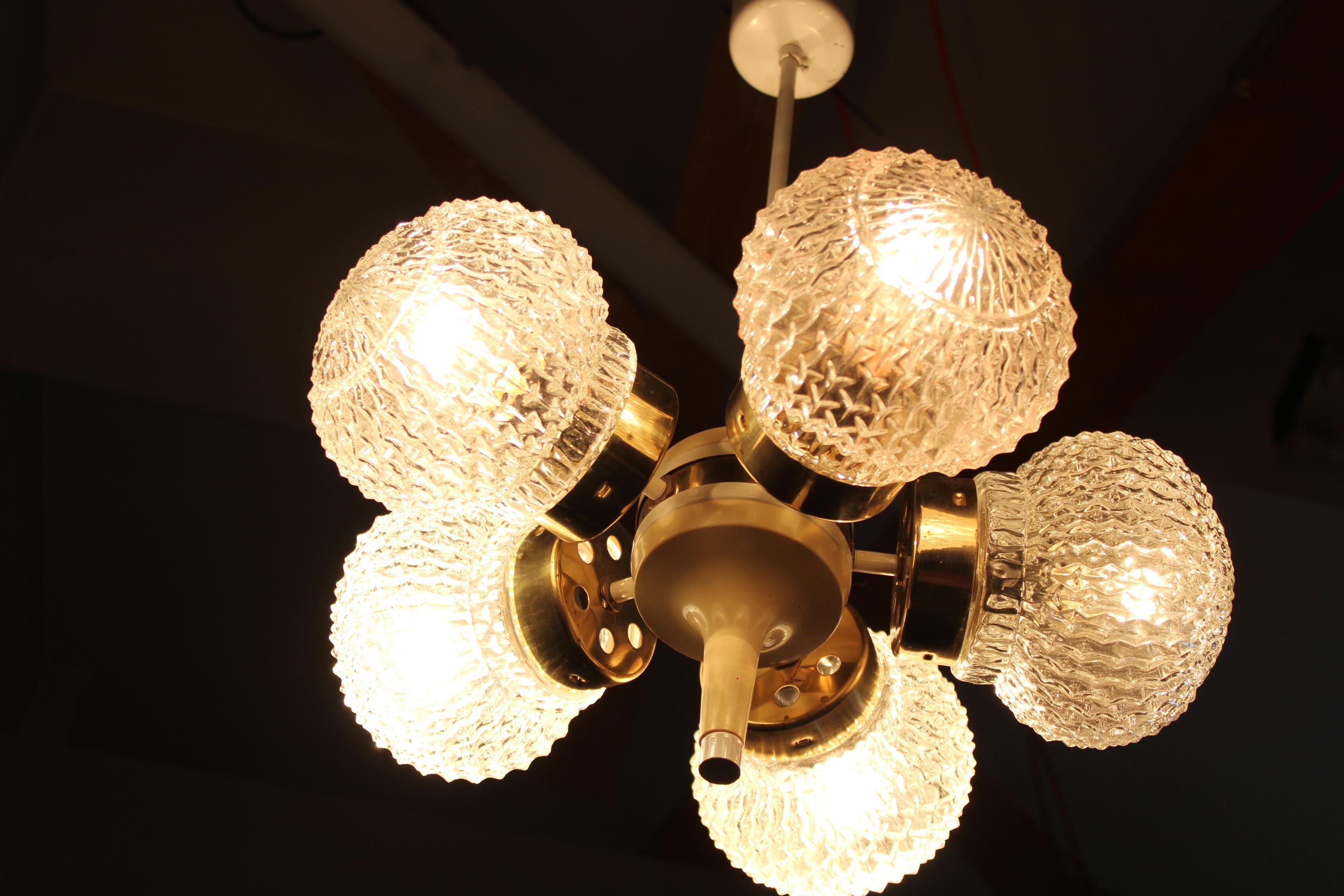 1970s Glass Chandelier by Instala Decin, Czechoslovakia In Good Condition For Sale In Praha, CZ