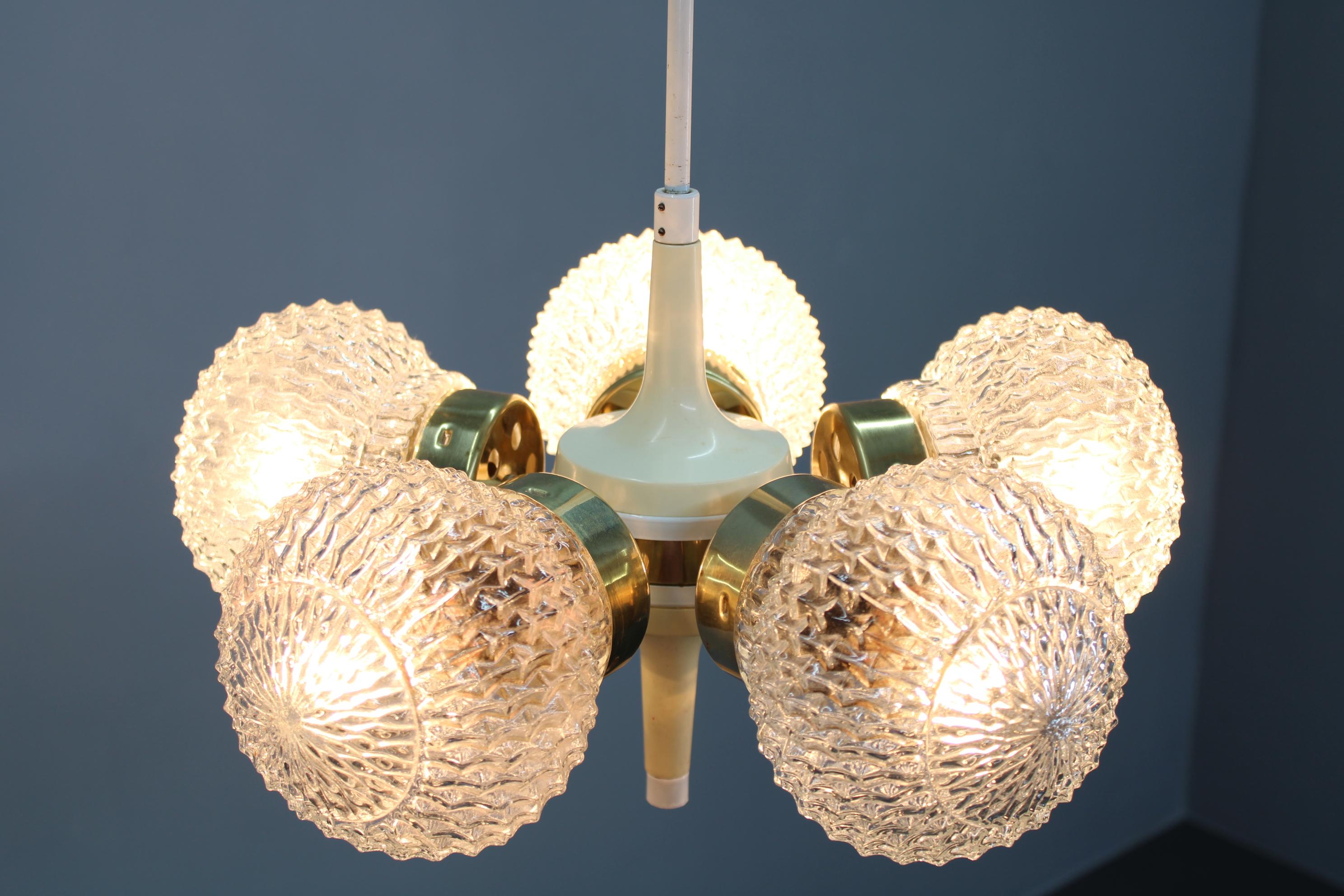 1970s Glass Chandelier by Instala Decin, Czechoslovakia For Sale 3