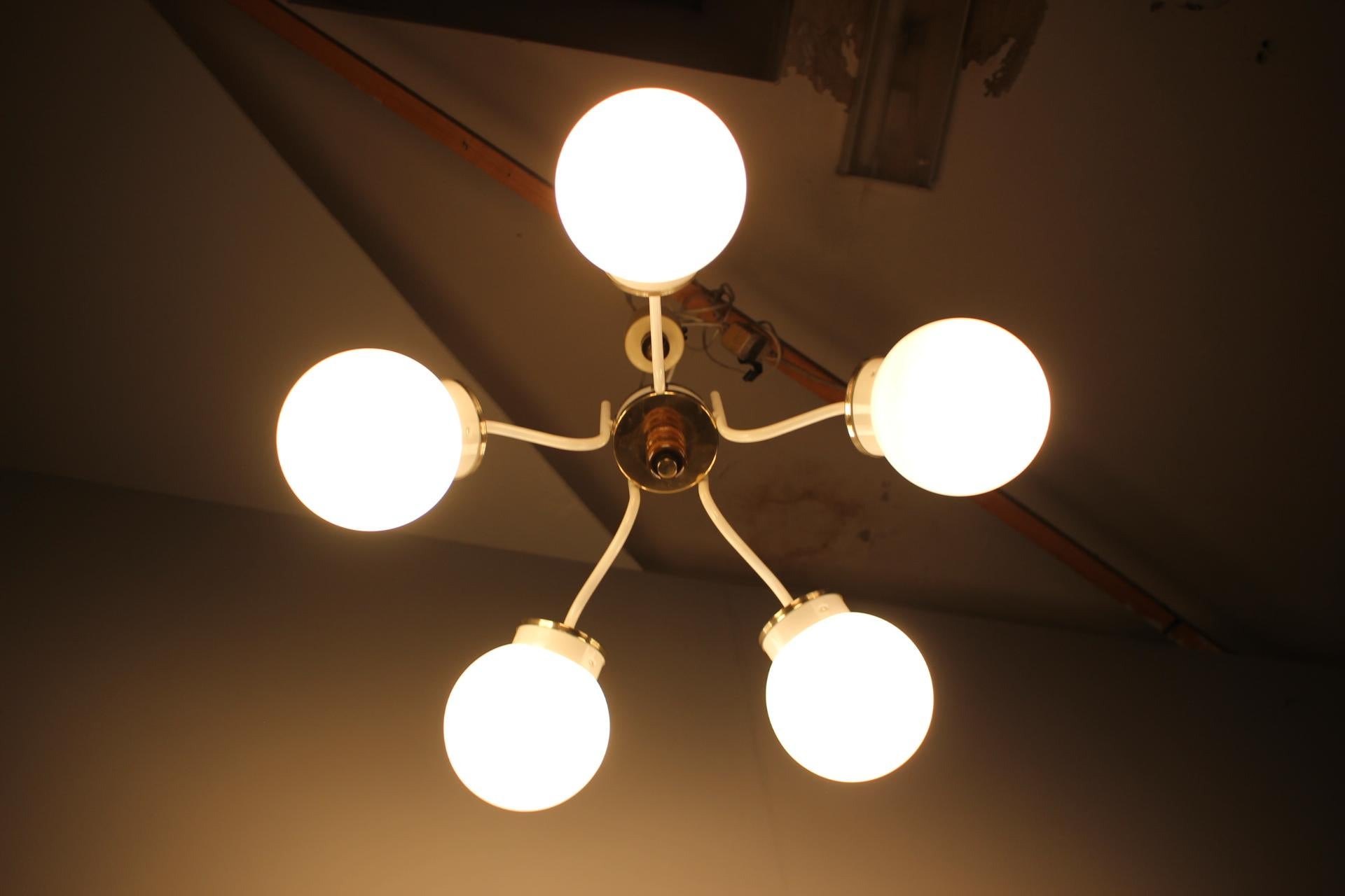 Lampadario in vetro anni '70, Cecoslovacchia in vendita 6